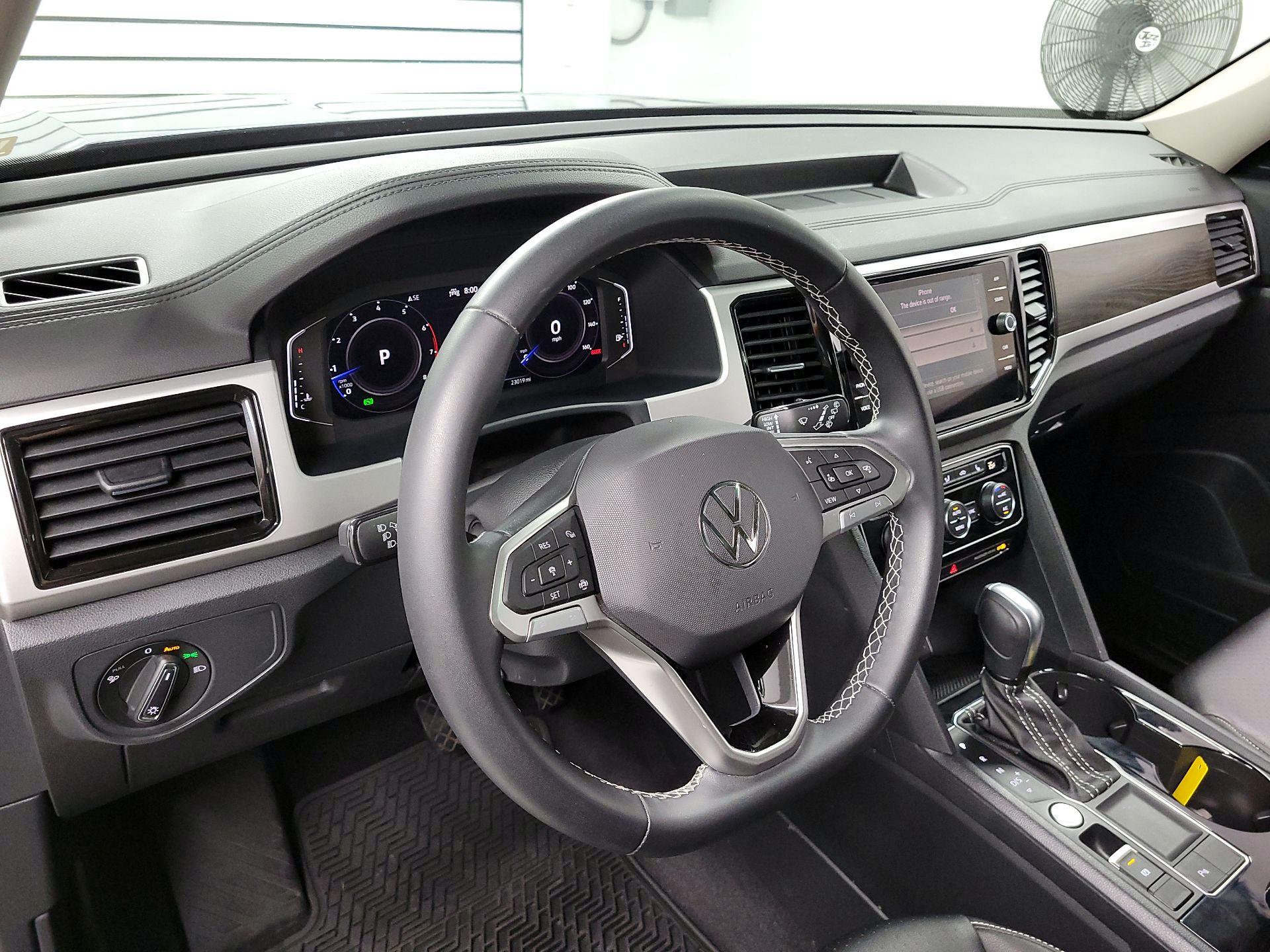 Thumbnail: 2023 Volkswagen Atlas - 9