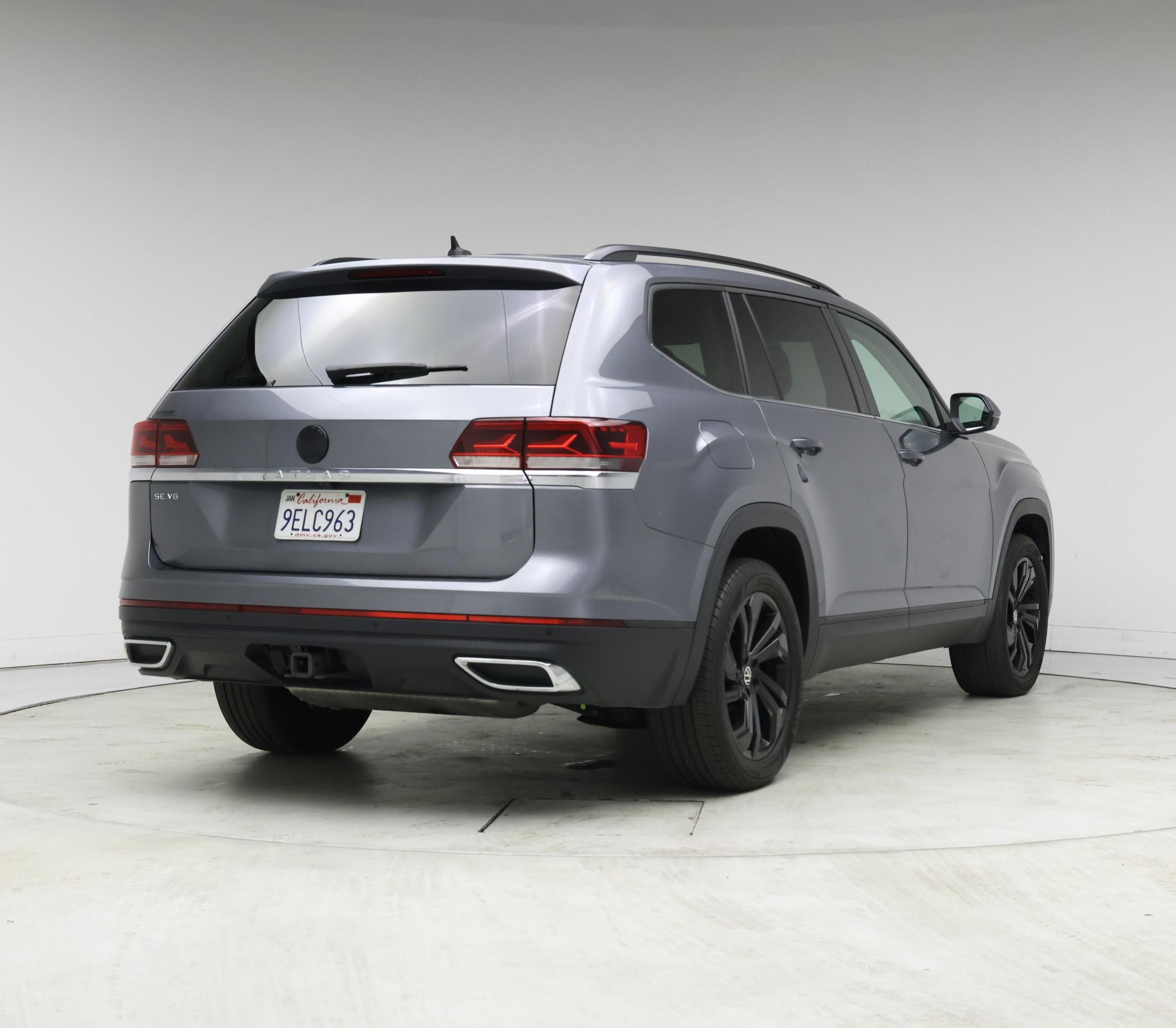 Thumbnail: 2023 Volkswagen Atlas - 8
