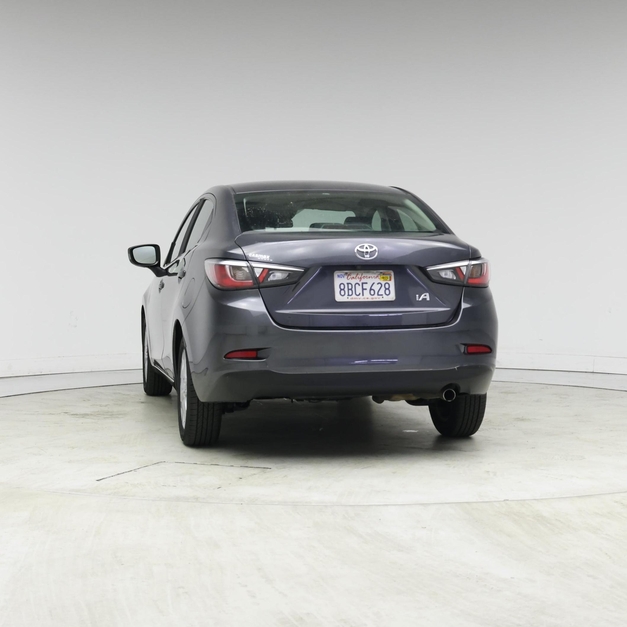 Thumbnail: 2018 Toyota Yaris iA - 6