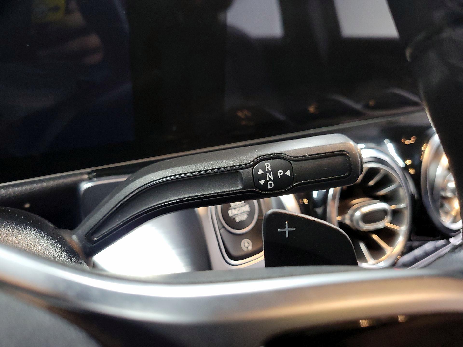 Thumbnail: 2021 Mercedes-Benz GLB - 17