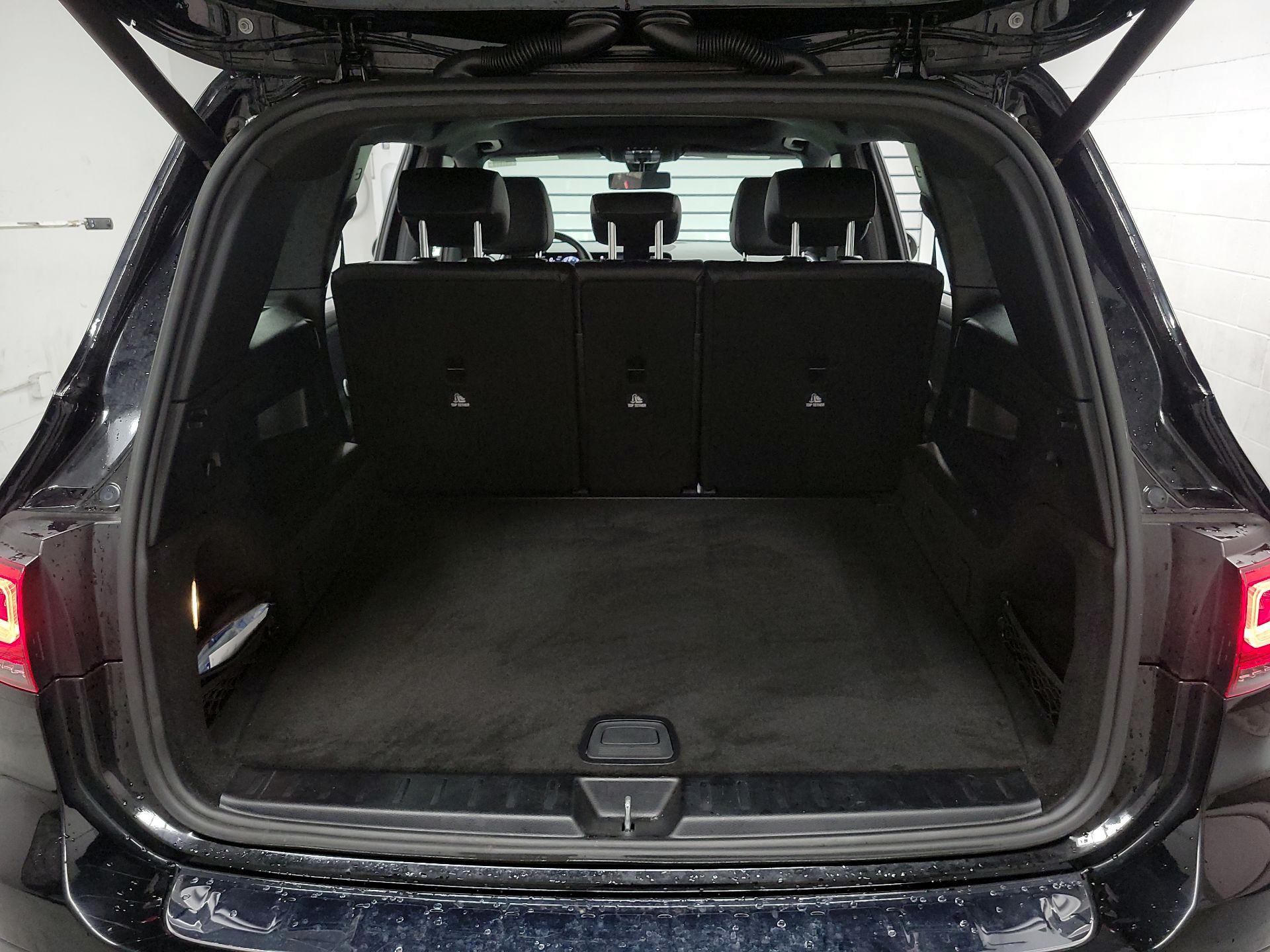 Thumbnail: 2021 Mercedes-Benz GLB - 20