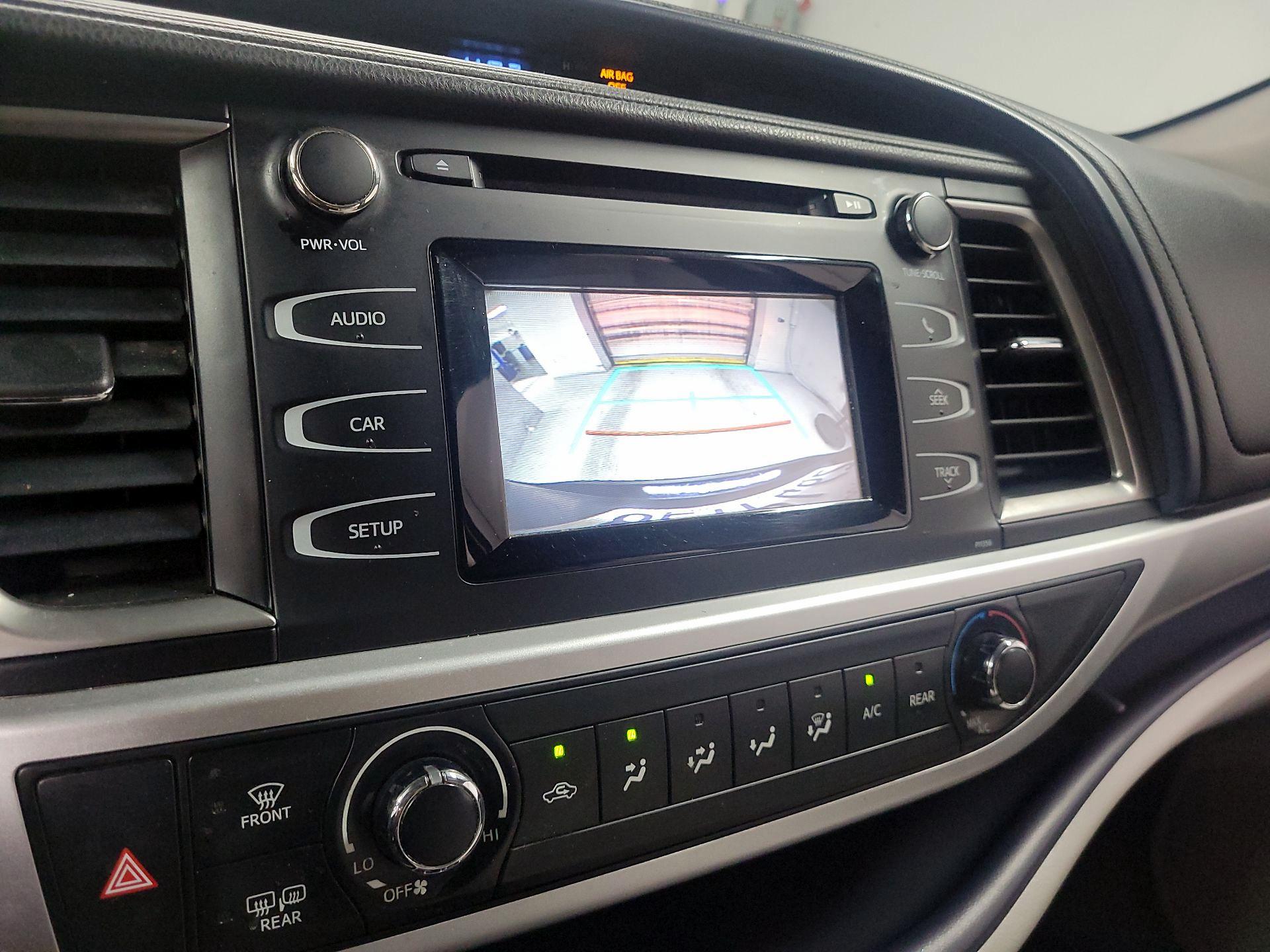 Thumbnail: 2018 Toyota Highlander - 13