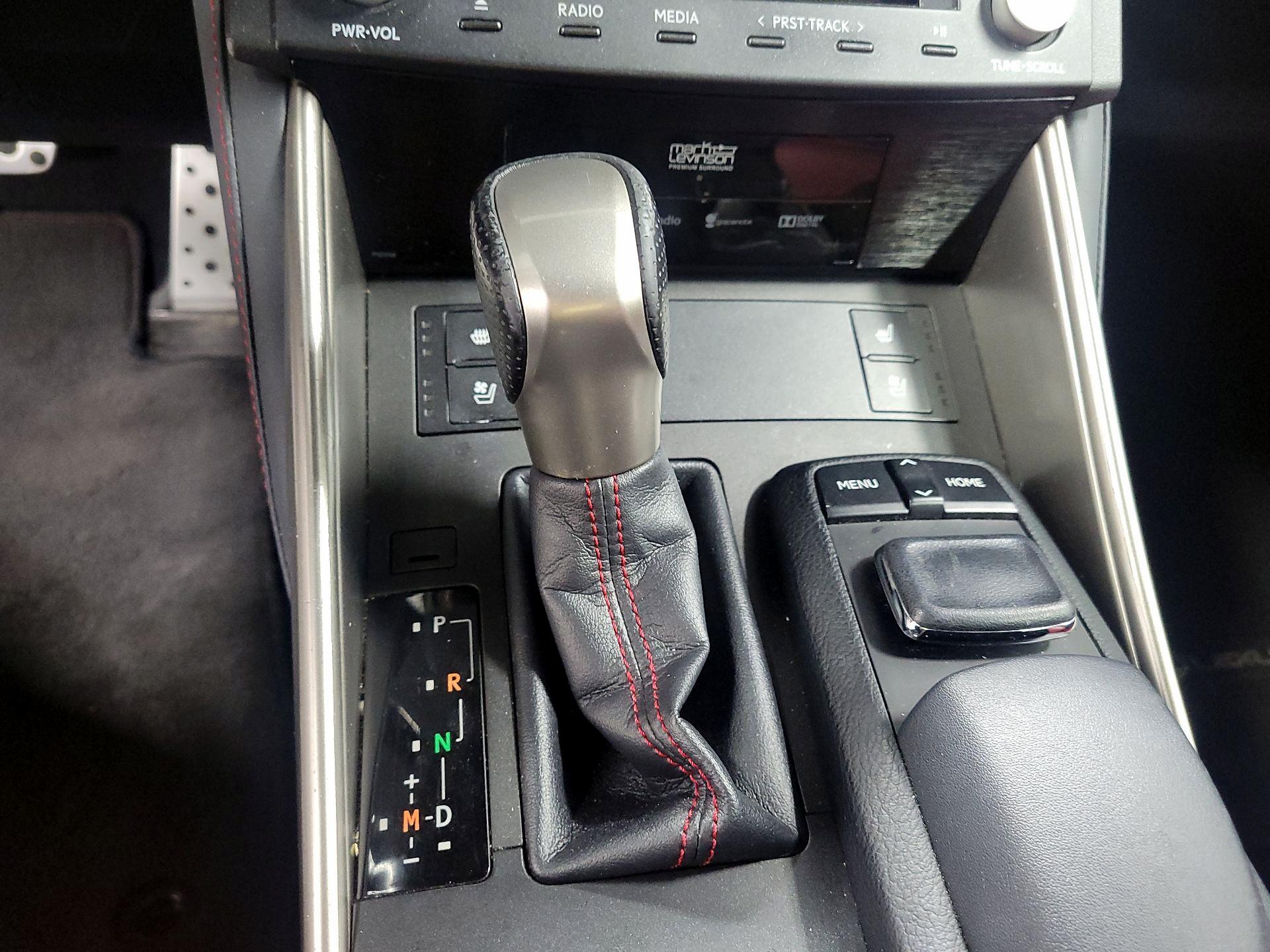 Thumbnail: 2016 Lexus IS - 17