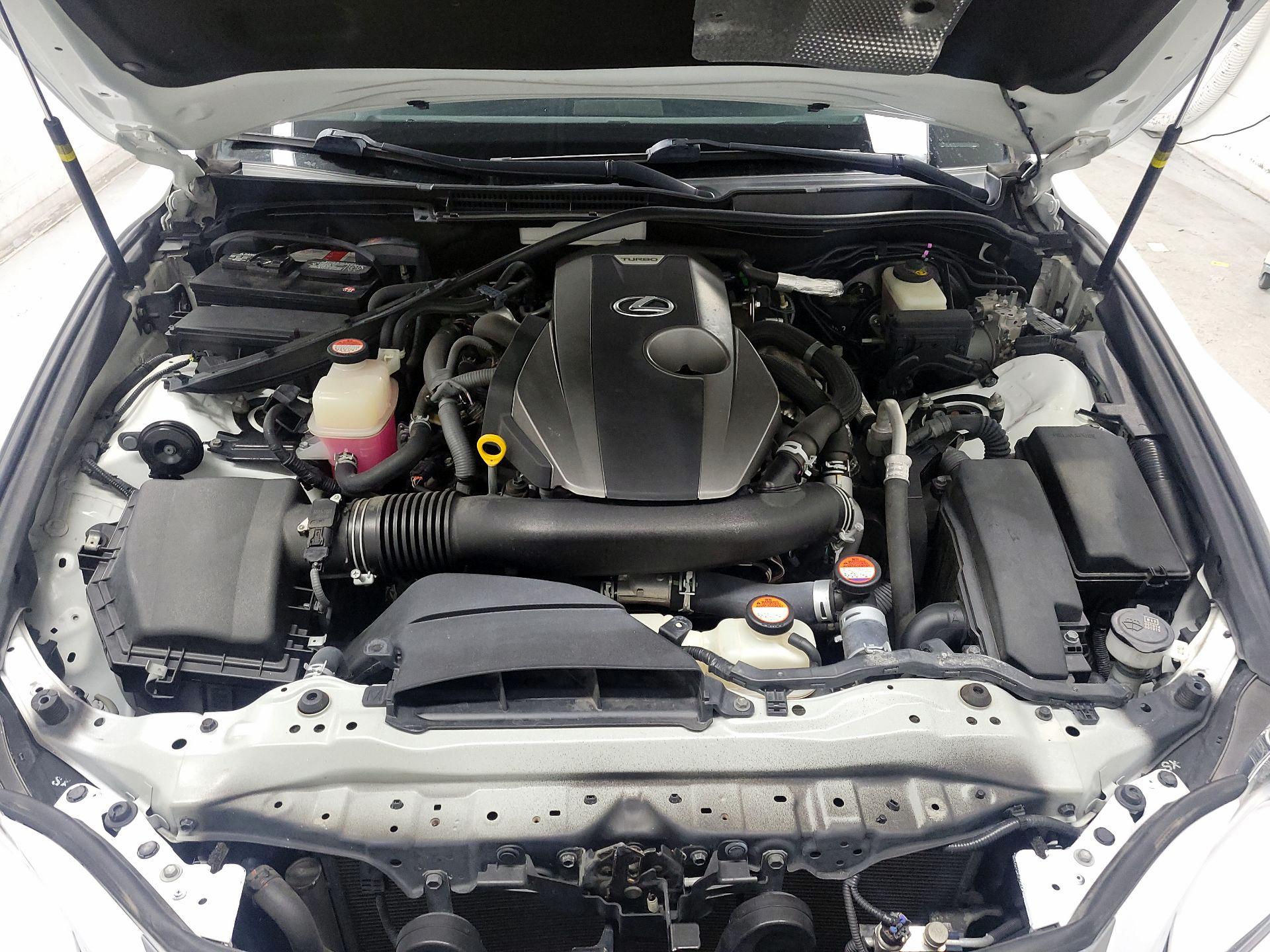Thumbnail: 2016 Lexus IS - 20
