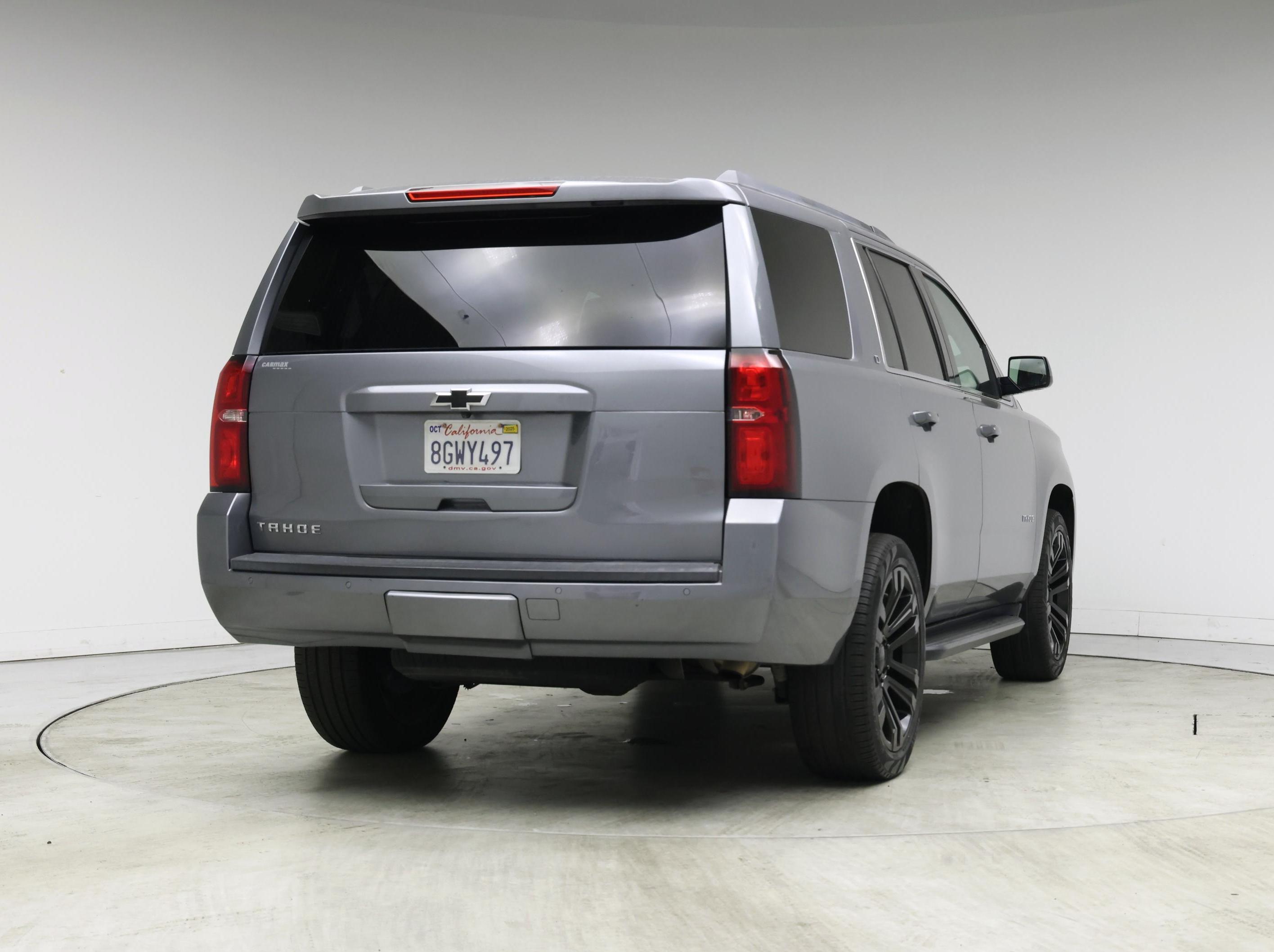 Thumbnail: 2018 Chevrolet Tahoe - 8