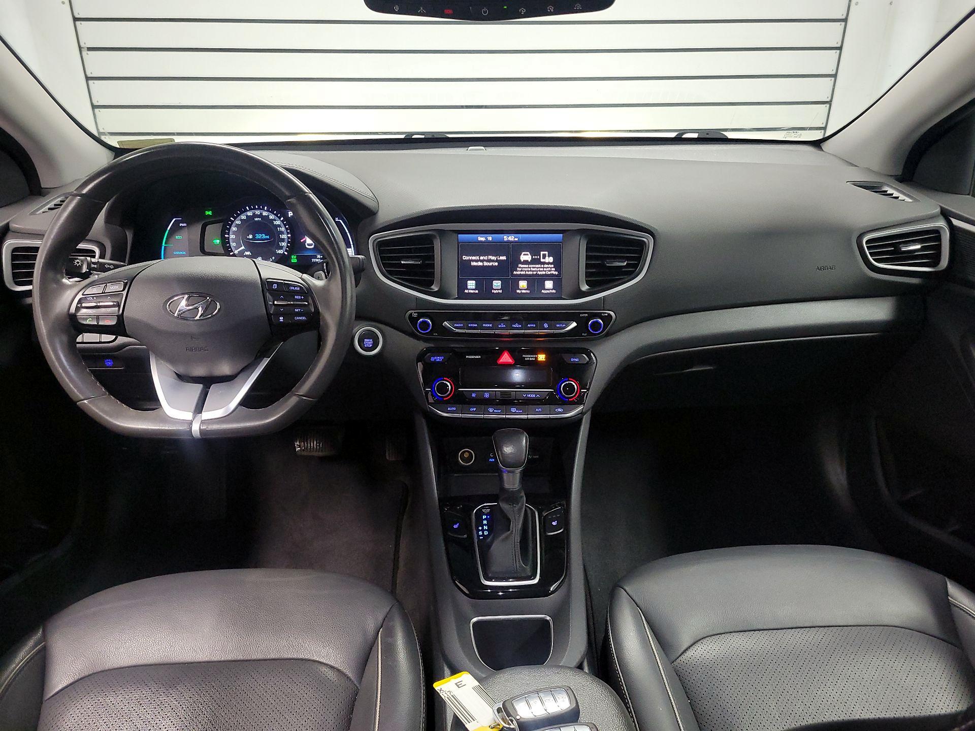 Thumbnail: 2019 Hyundai Ioniq - 9
