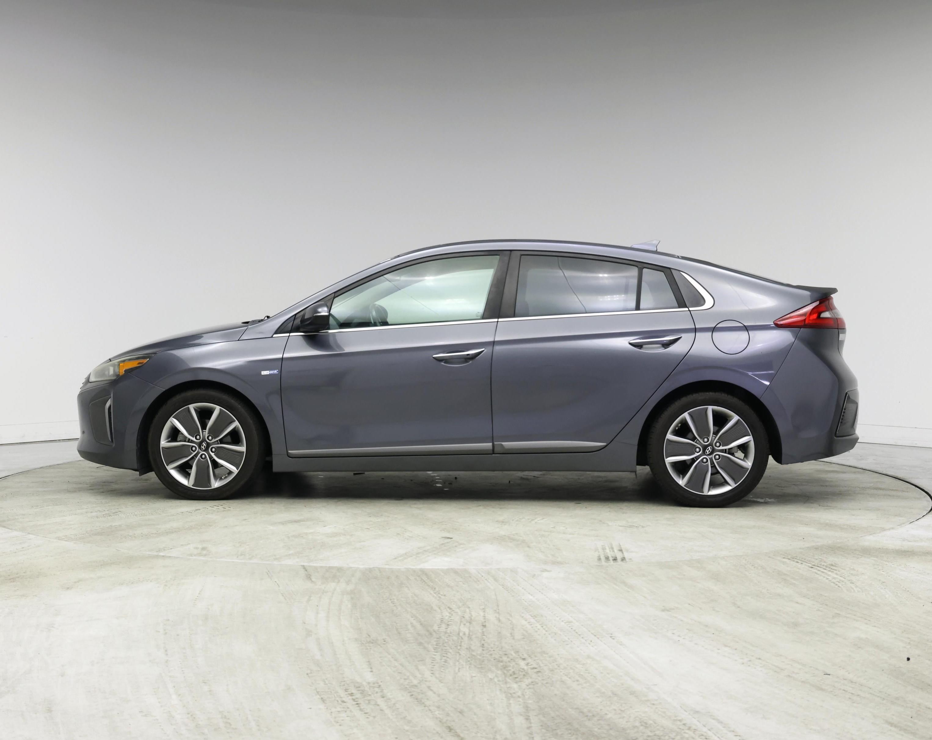 Thumbnail: 2019 Hyundai Ioniq - 3