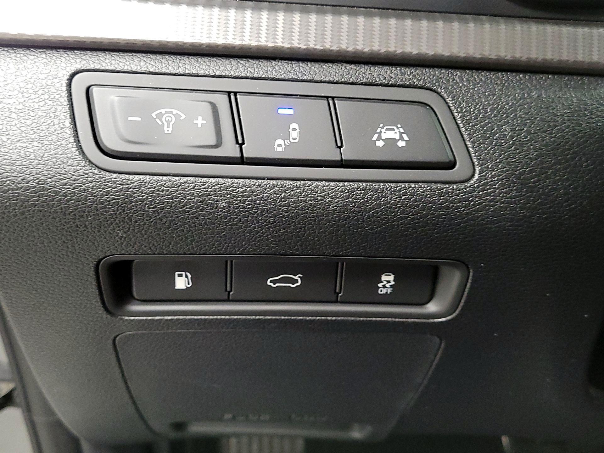 Thumbnail: 2019 Hyundai Sonata - 13