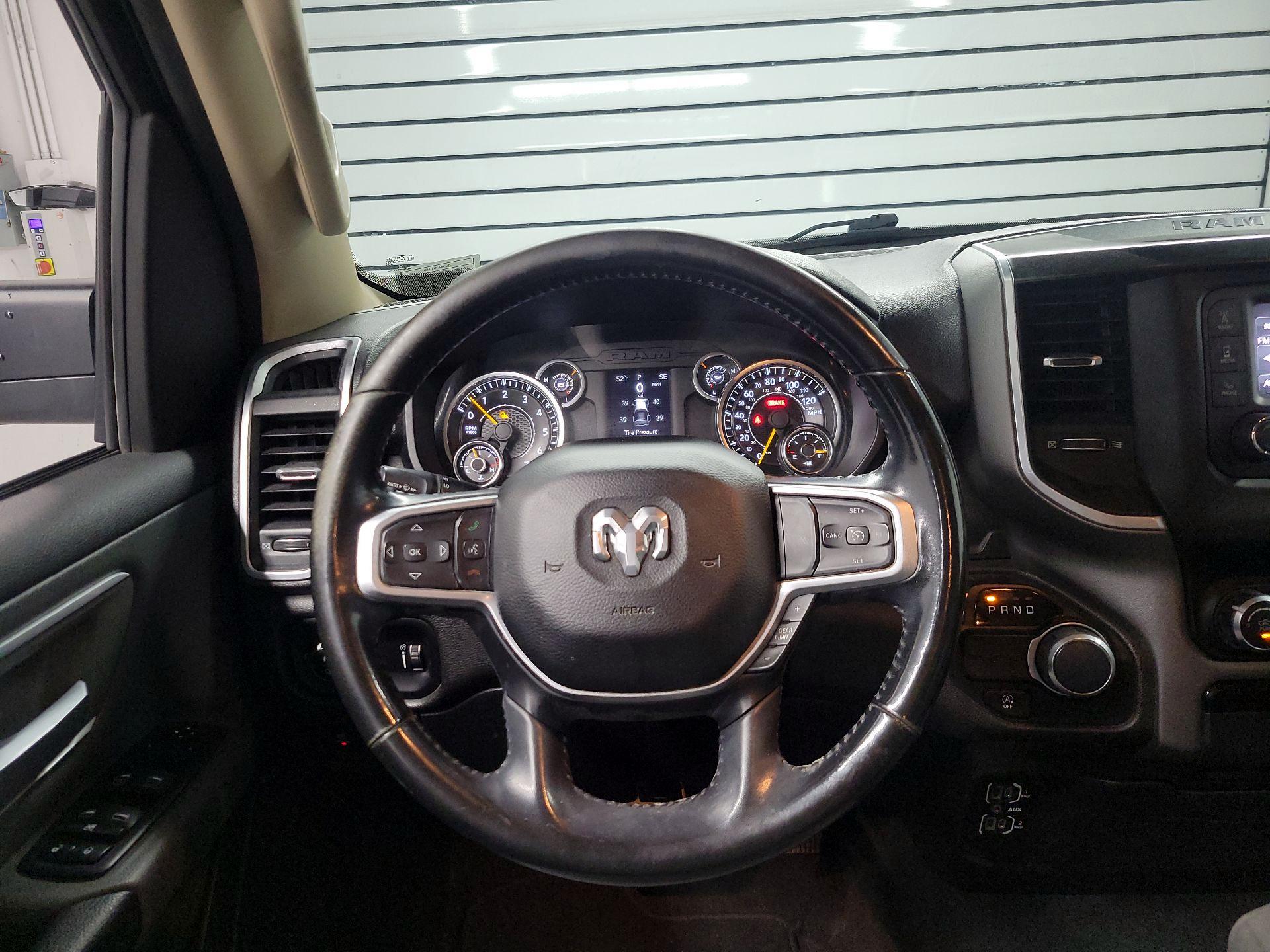 Thumbnail: 2020 RAM 1500 - 10