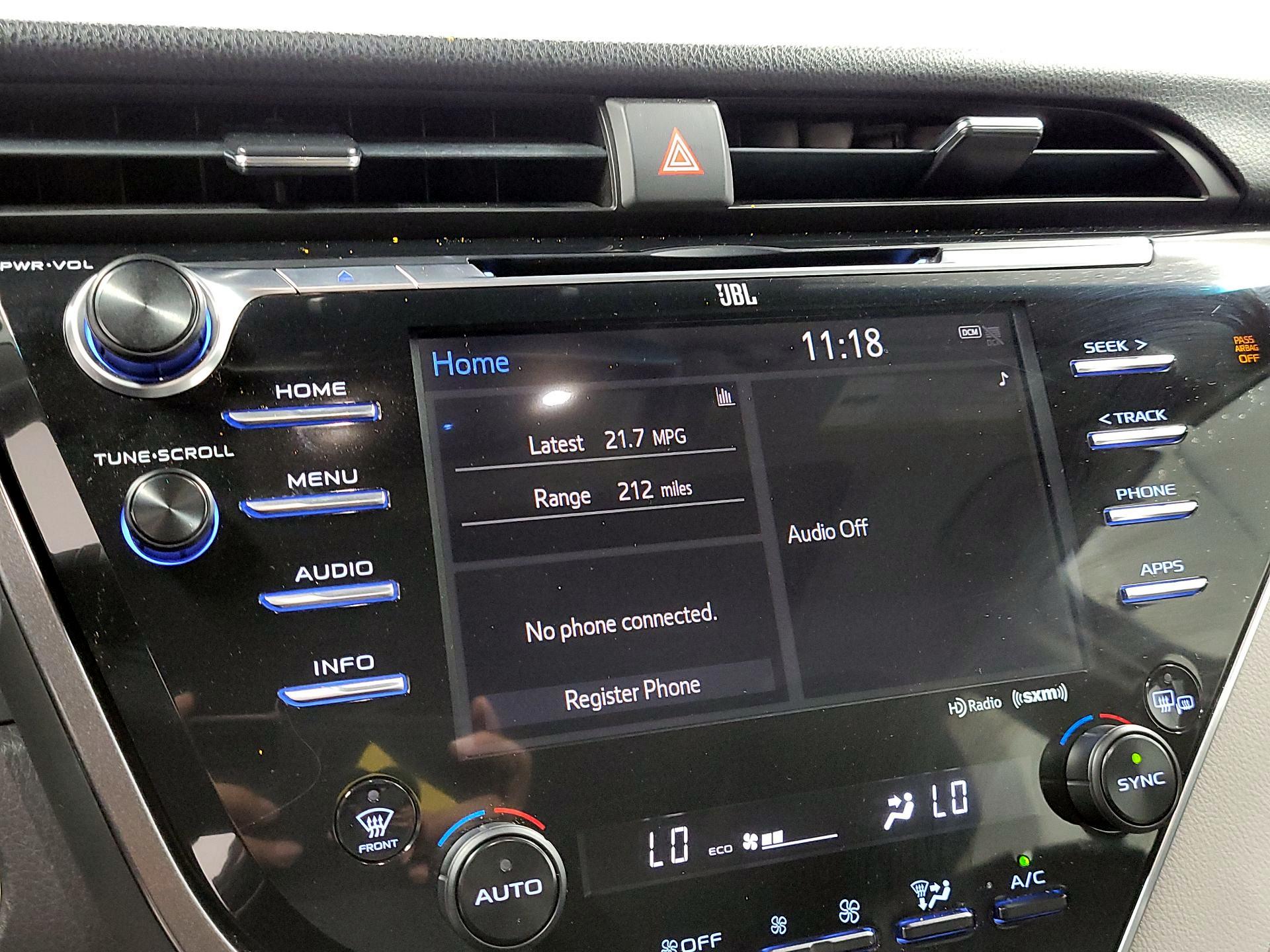 Thumbnail: 2018 Toyota Camry - 15