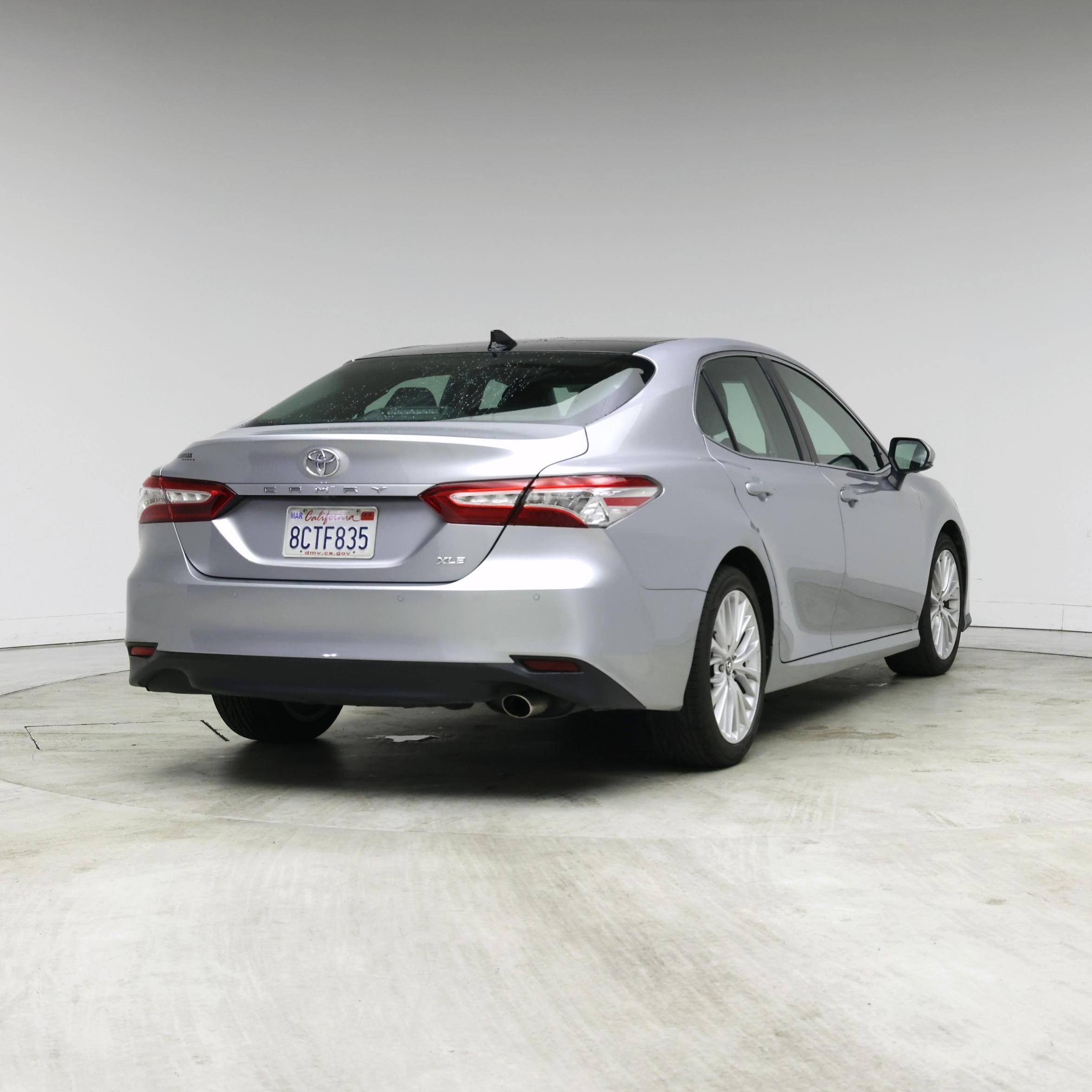 Thumbnail: 2018 Toyota Camry - 8
