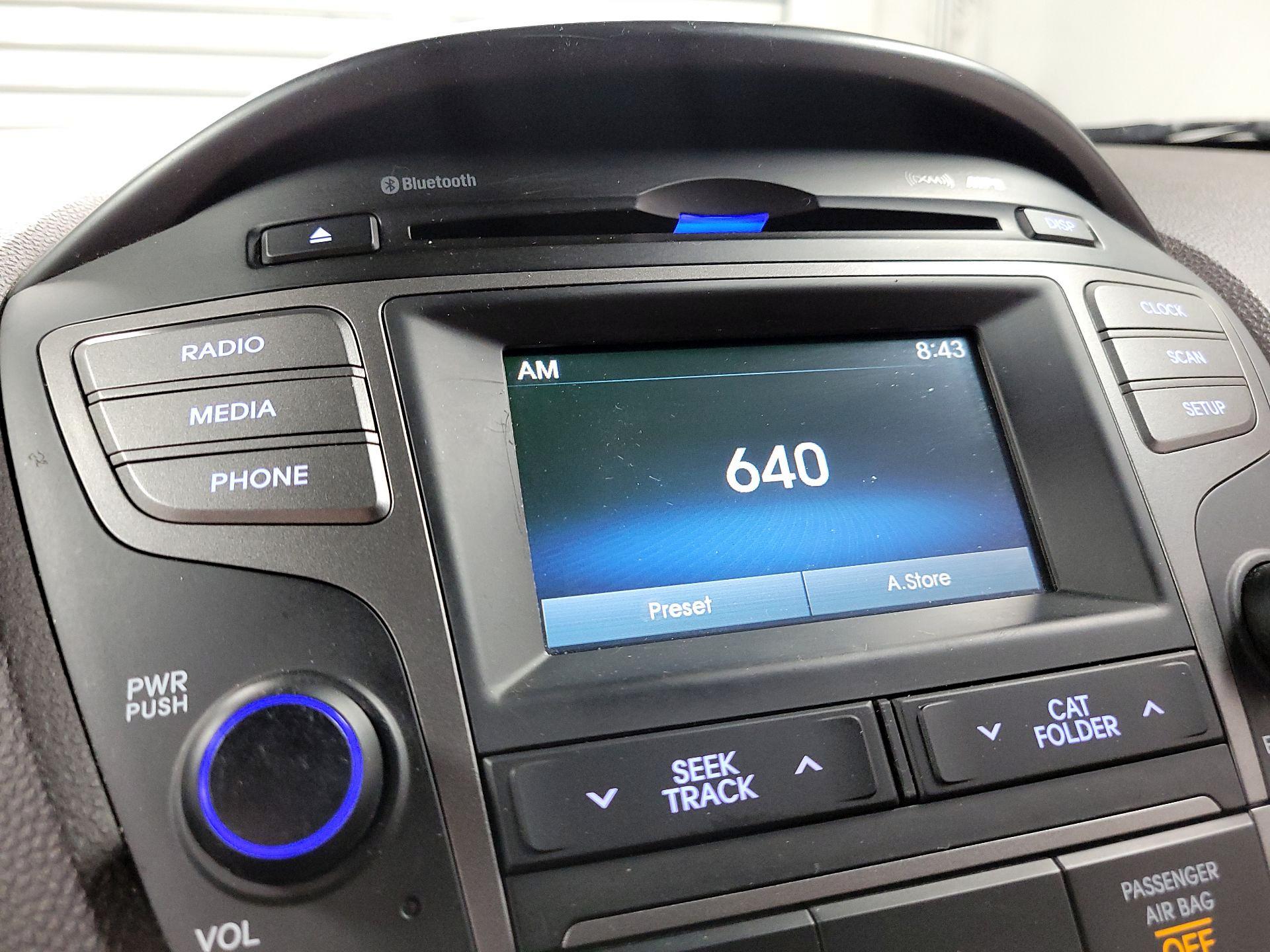 Thumbnail: 2014 Hyundai Tucson - 15