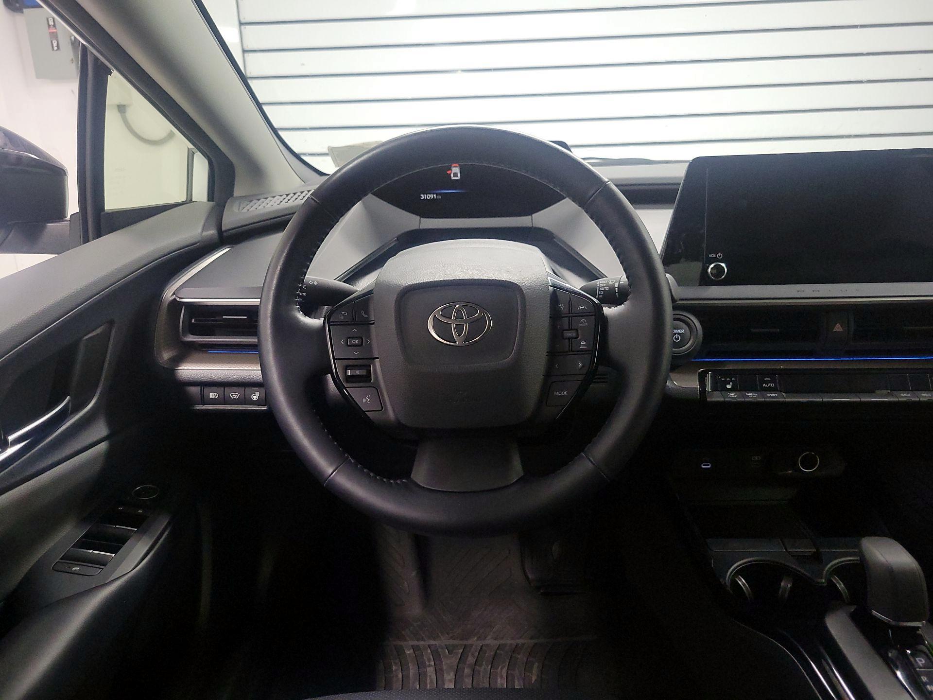 Thumbnail: 2023 Toyota Prius - 10