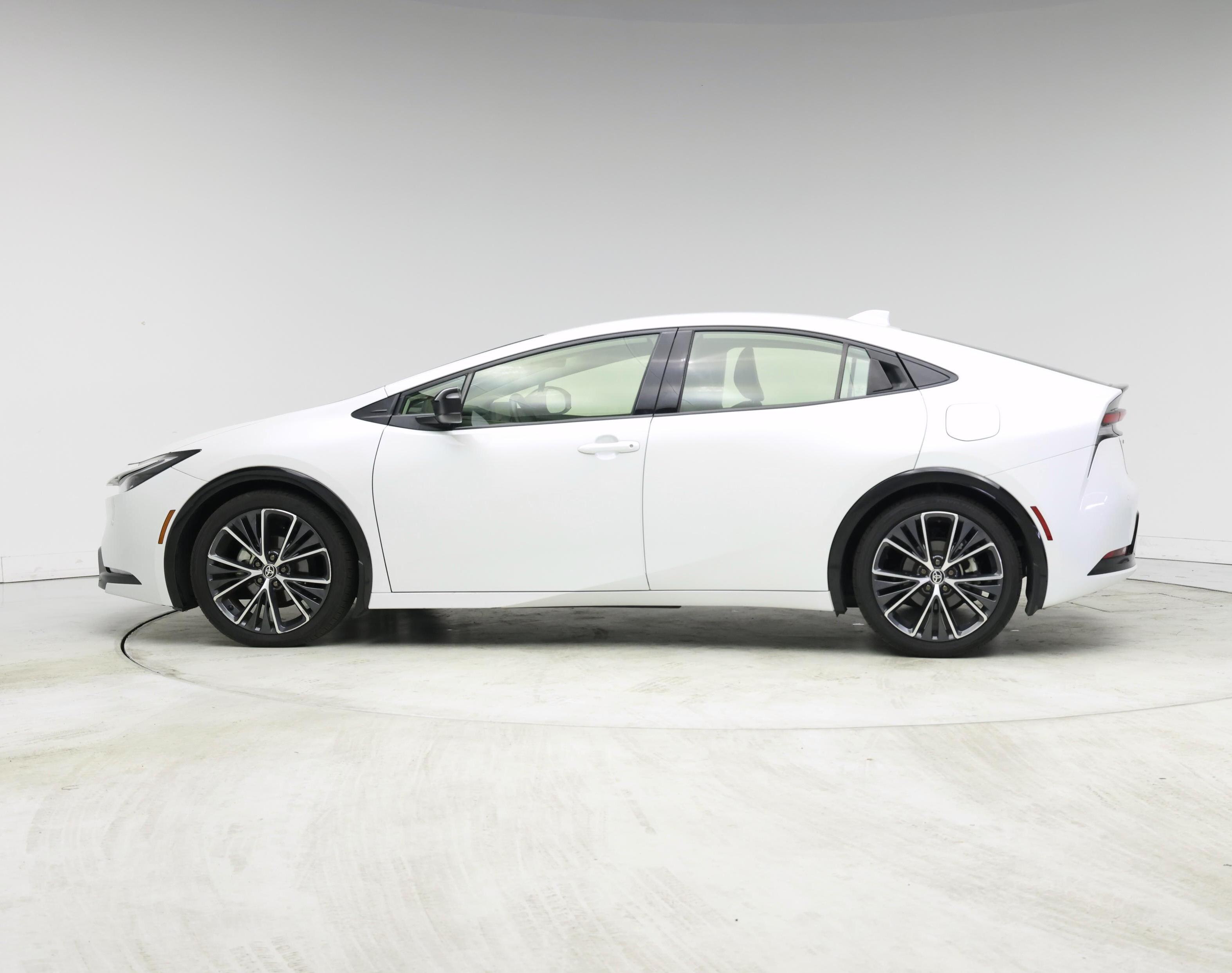 Thumbnail: 2023 Toyota Prius - 3