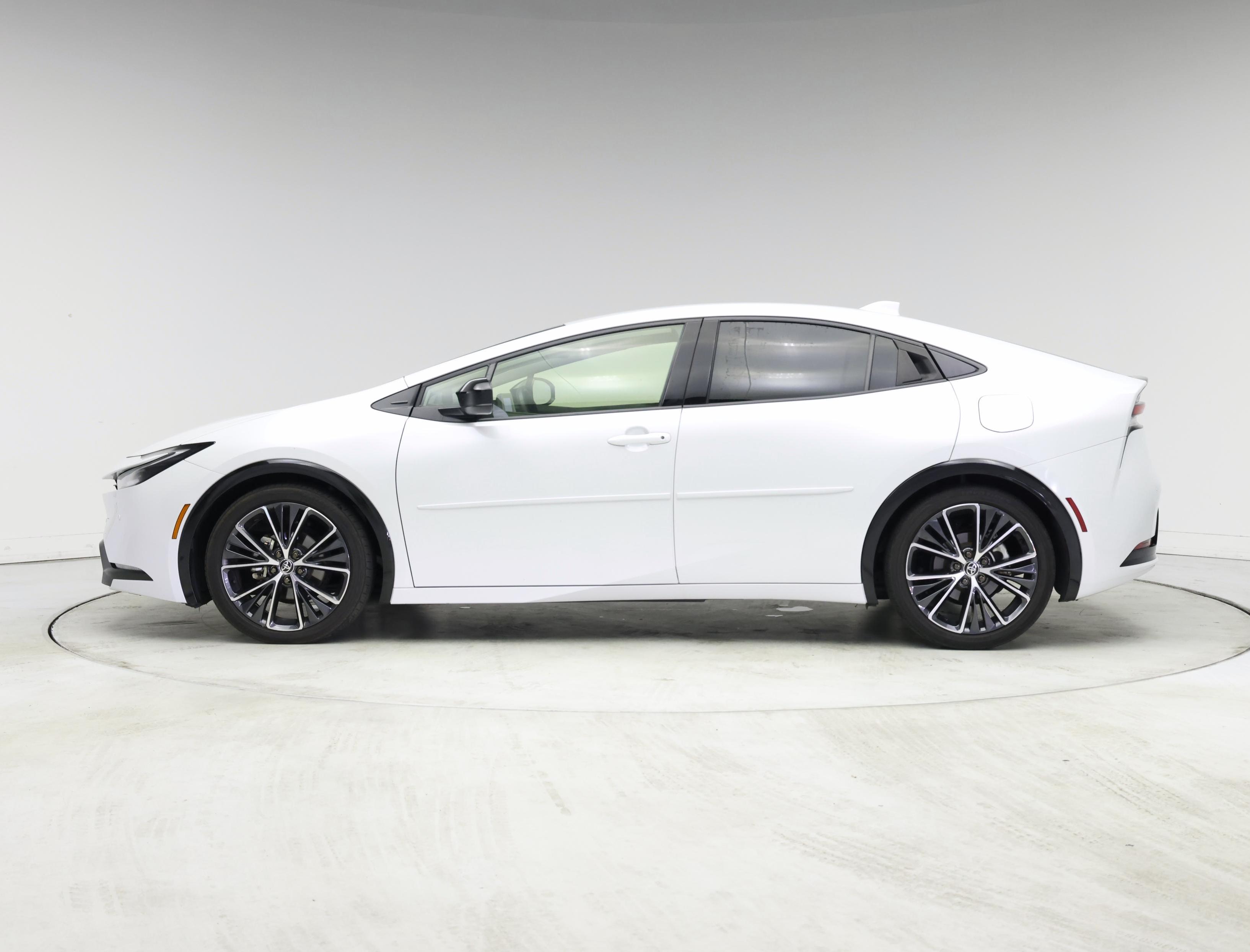 Thumbnail: 2023 Toyota Prius - 3