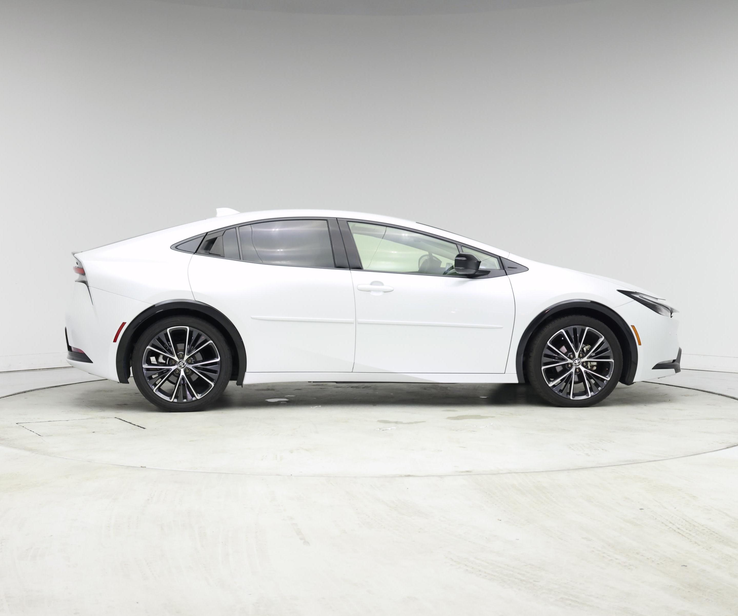 Thumbnail: 2023 Toyota Prius - 7