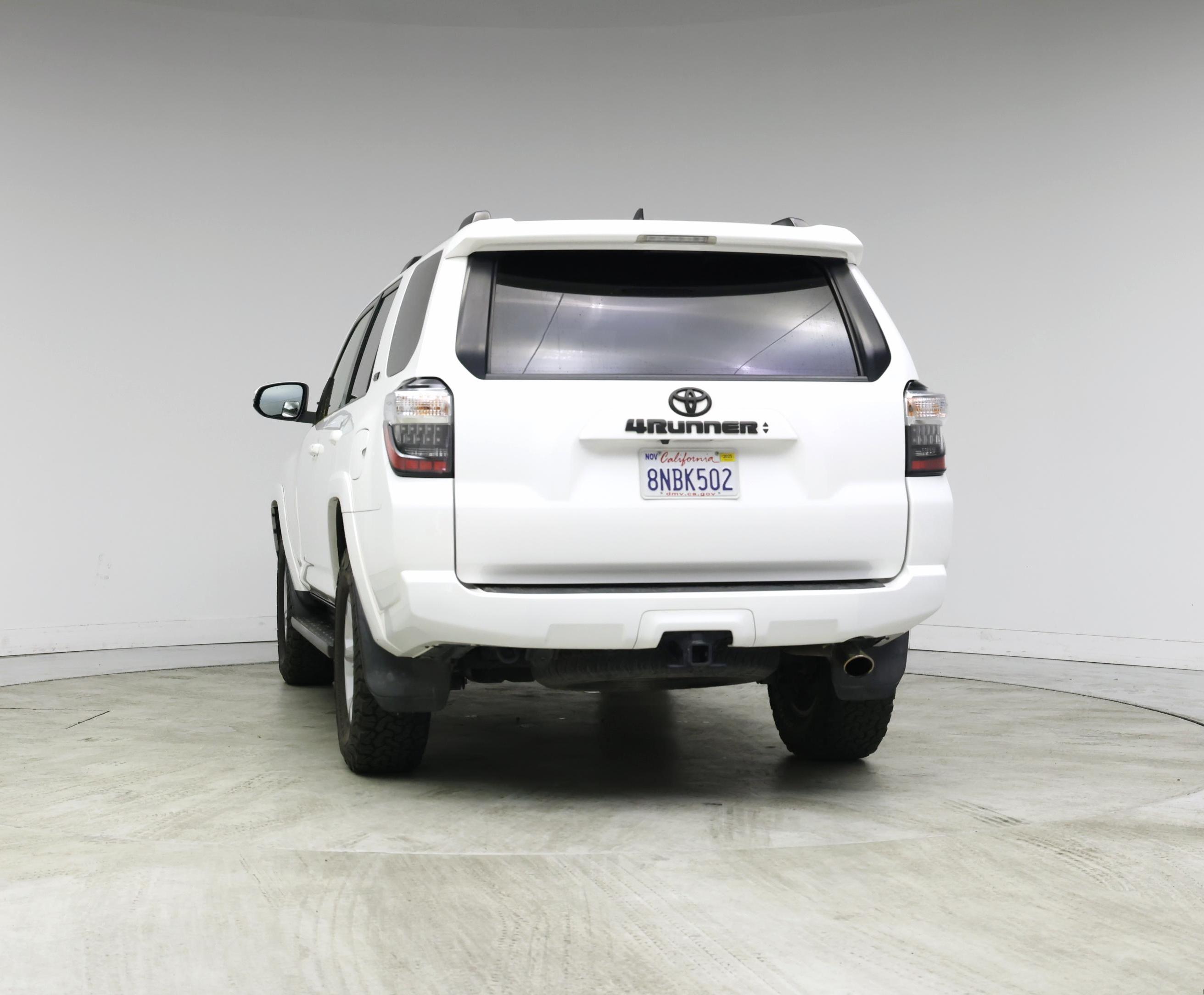 Thumbnail: 2020 Toyota 4Runner - 6