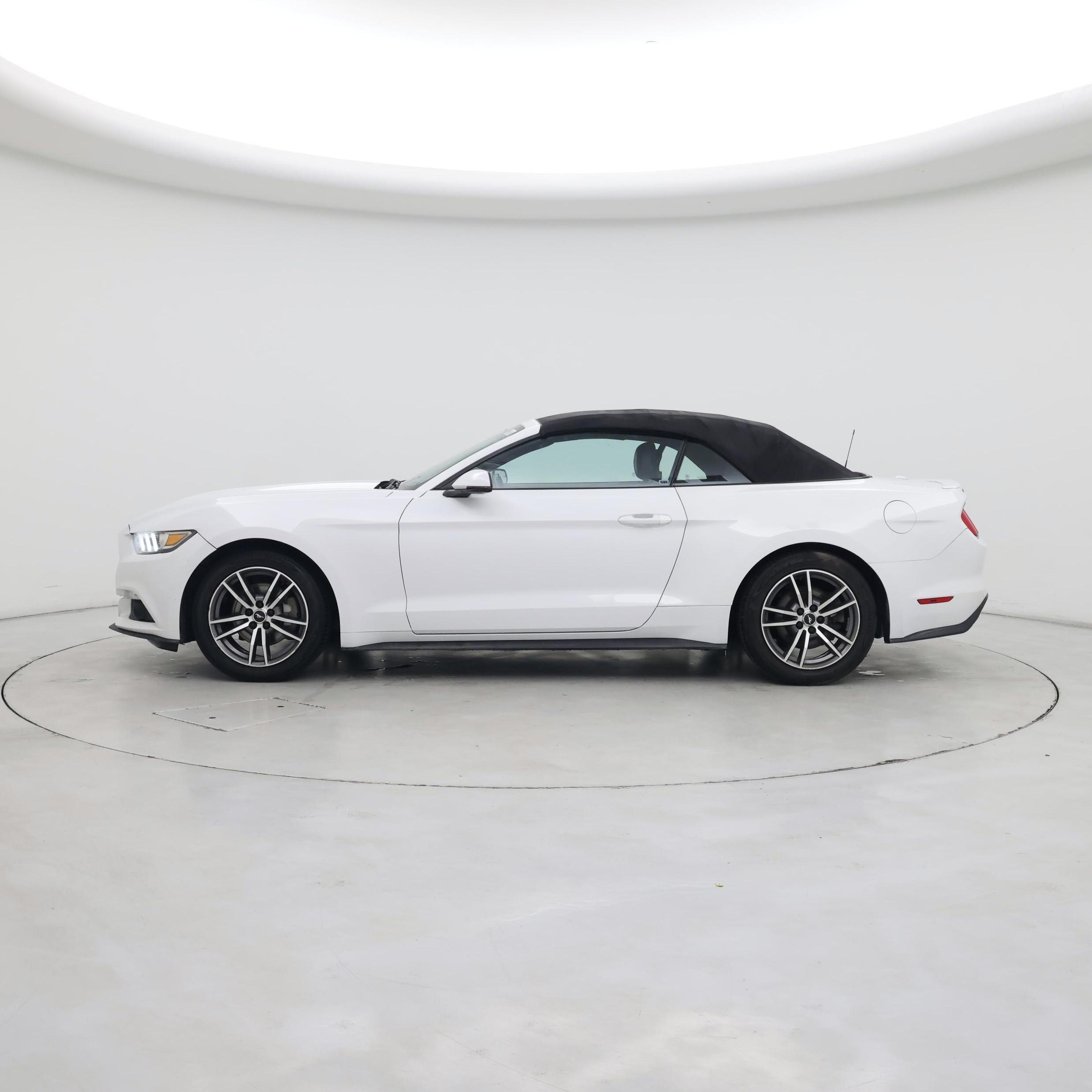 Thumbnail: 2016 Ford Mustang - 3