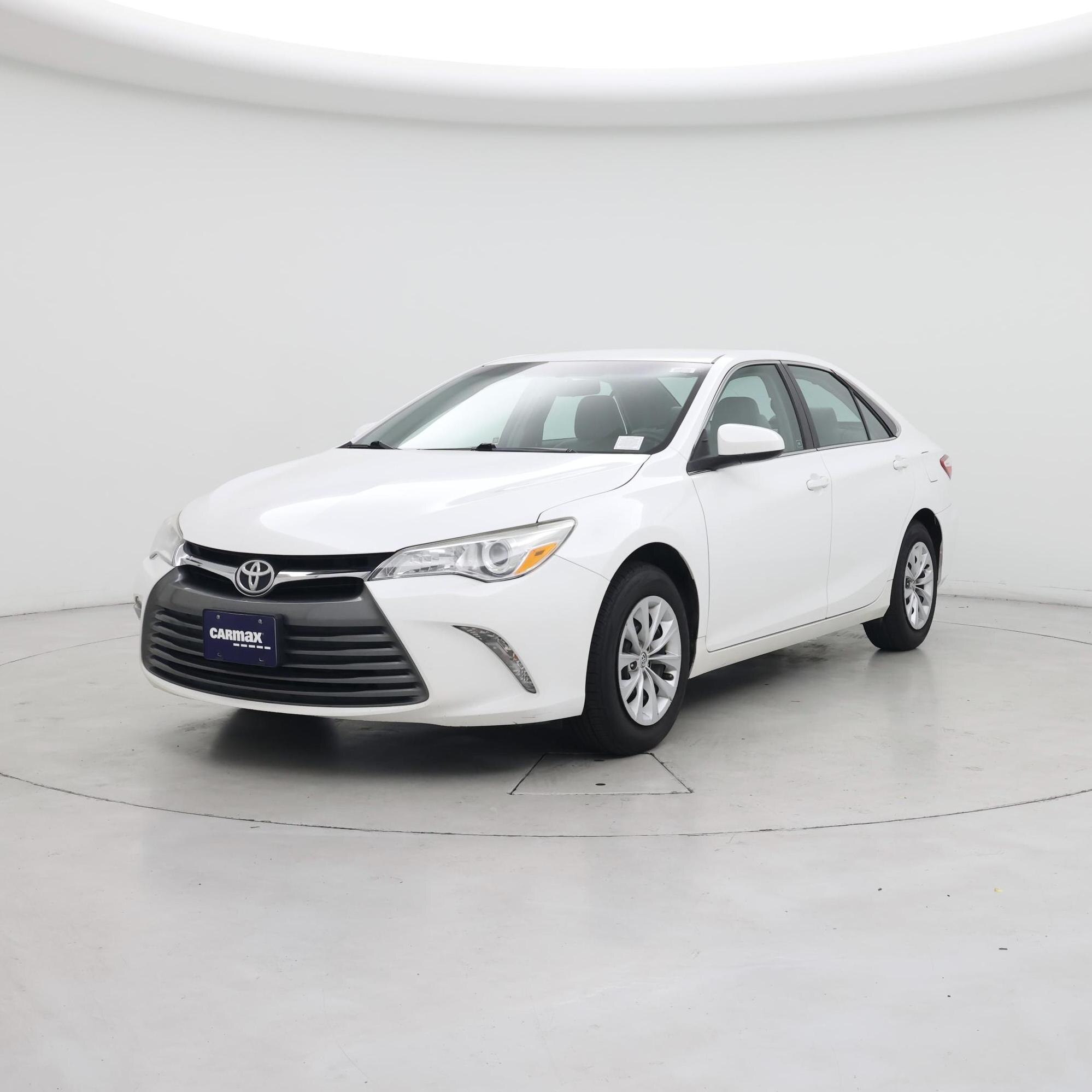 Thumbnail: 2017 Toyota Camry - 4