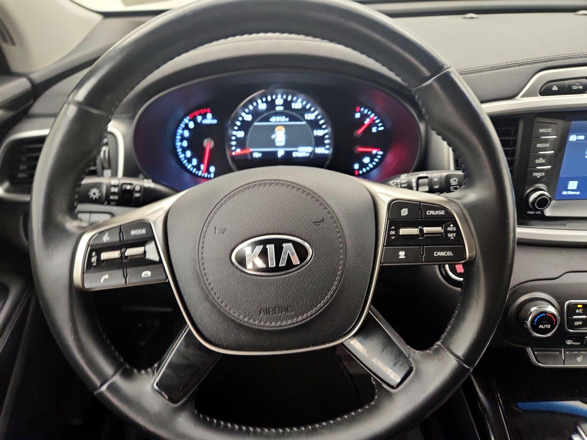 Thumbnail: 2019 Kia Sorento - 10