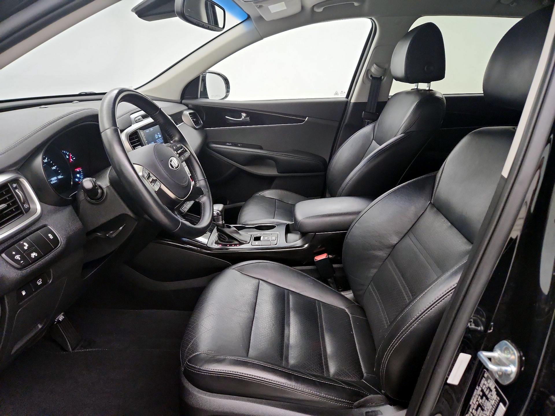Thumbnail: 2019 Kia Sorento - 11