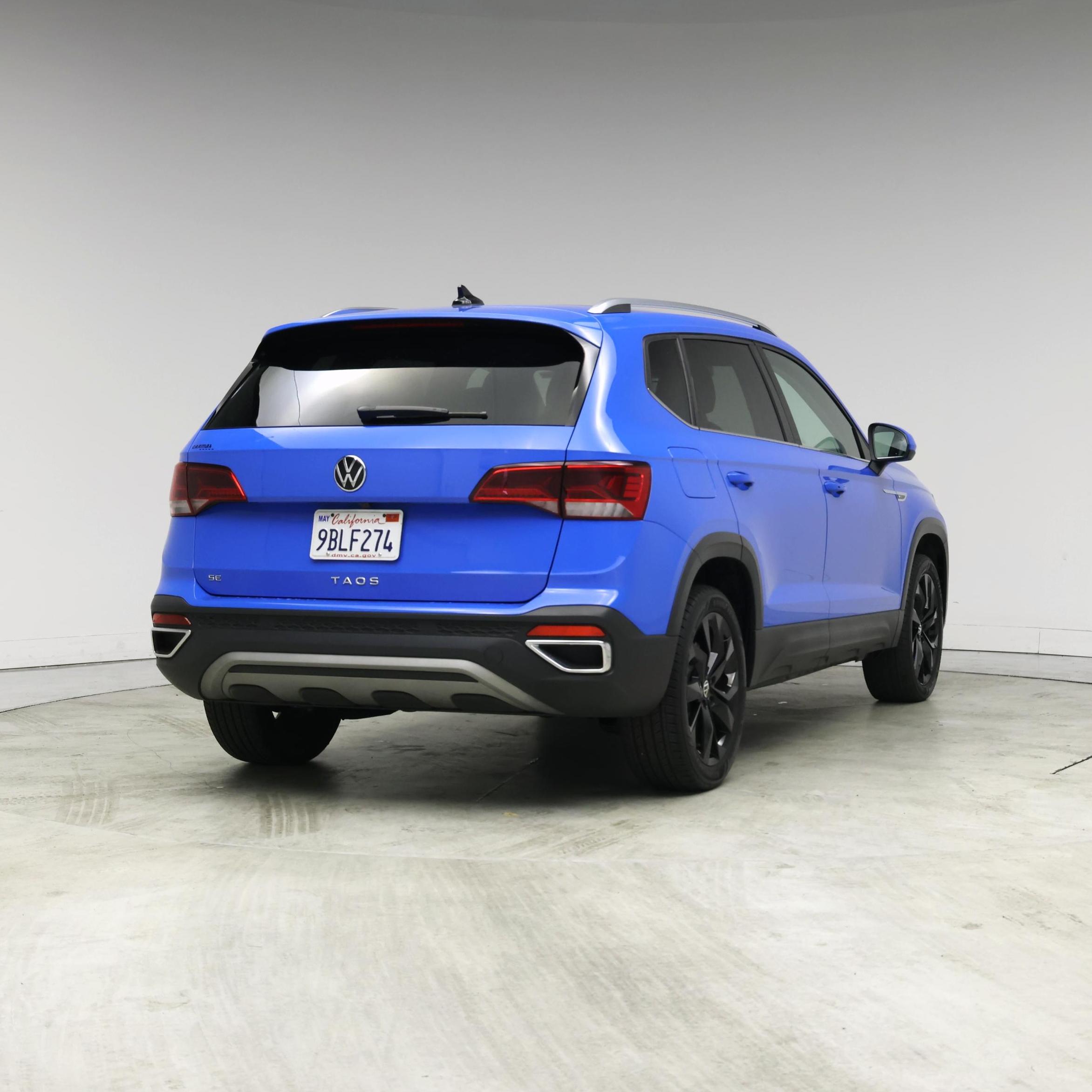 Thumbnail: 2022 Volkswagen Taos - 8