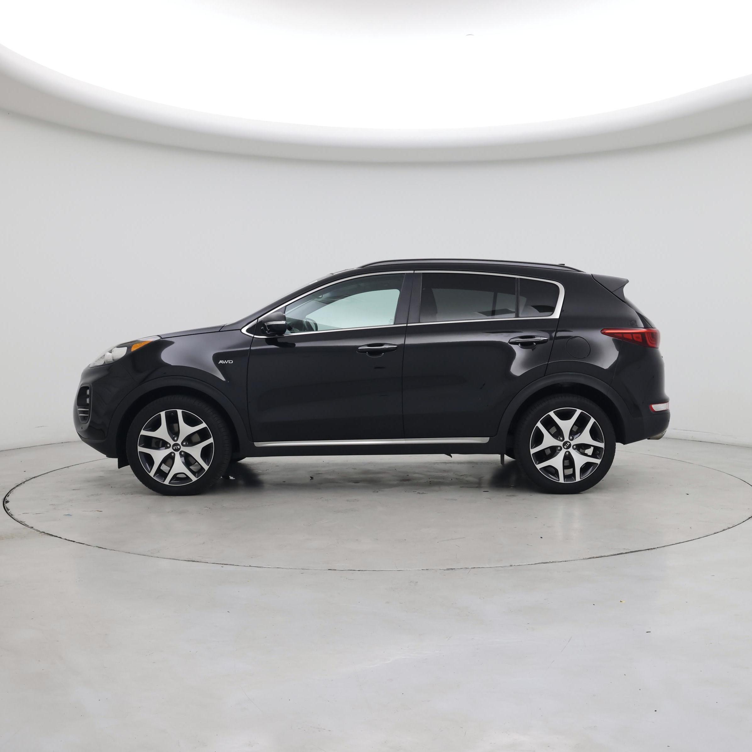 Thumbnail: 2019 Kia Sportage - 3