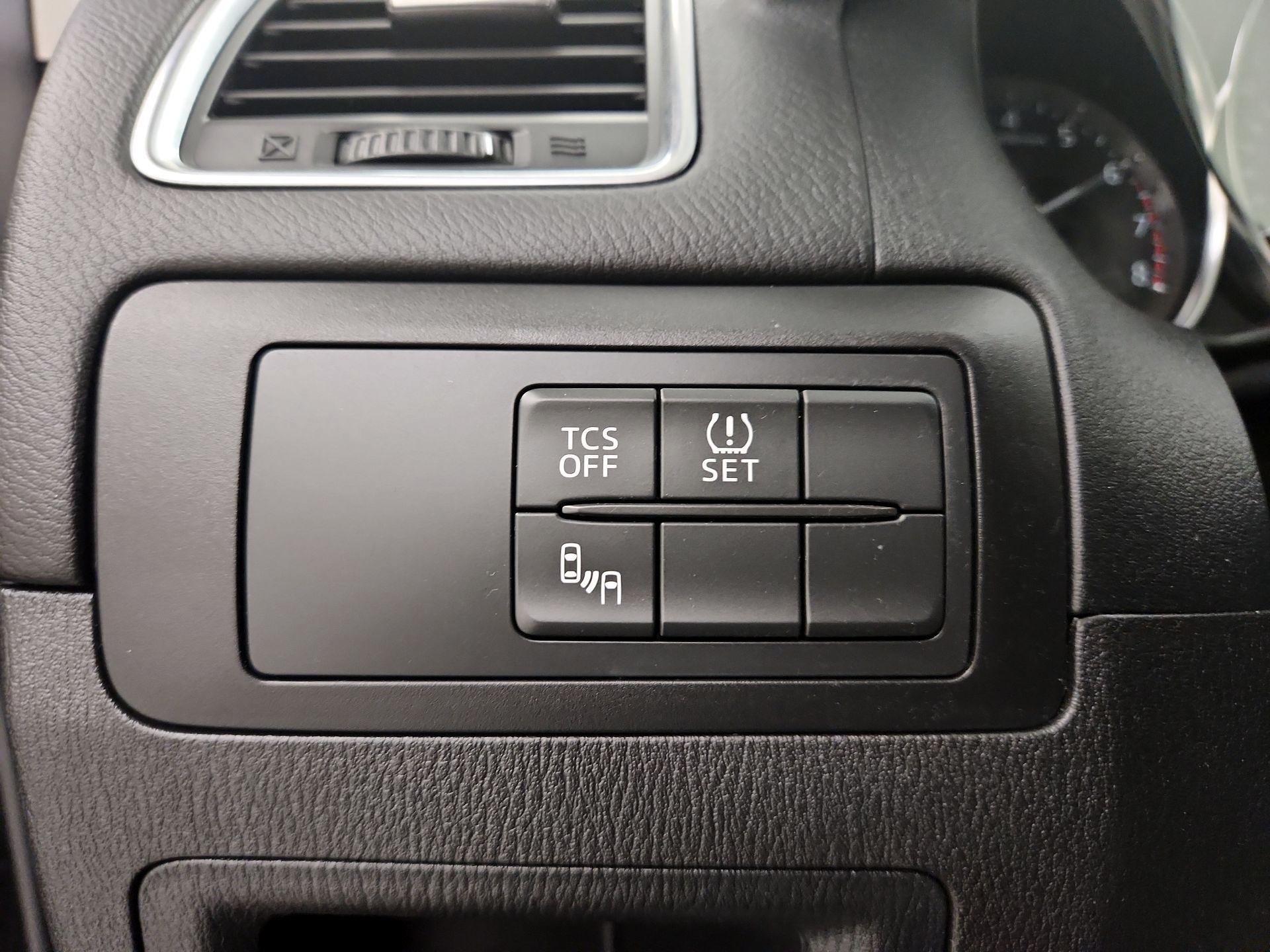 Thumbnail: 2016 Mazda CX-5 - 13