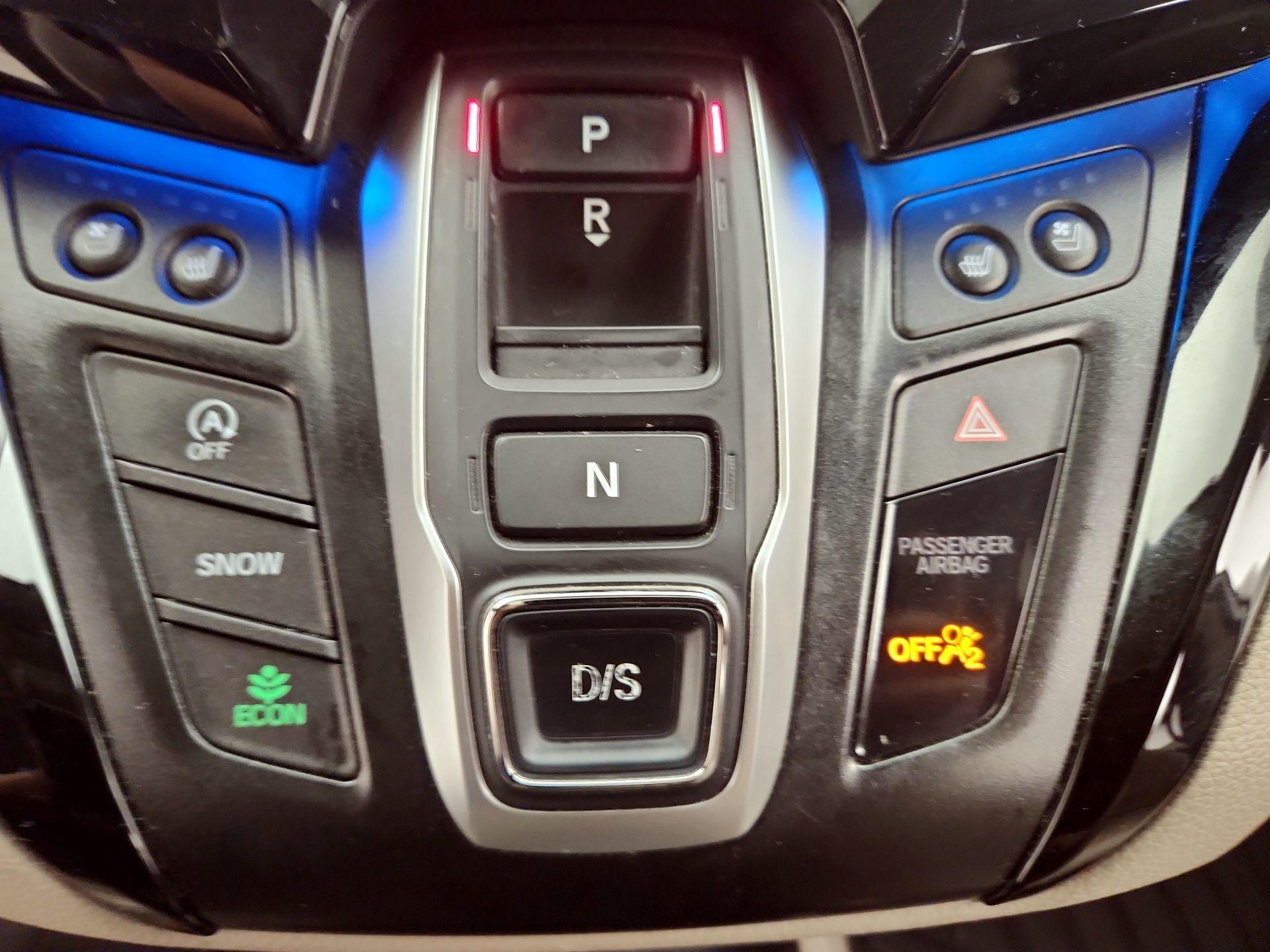 Thumbnail: 2019 Honda Odyssey - 18