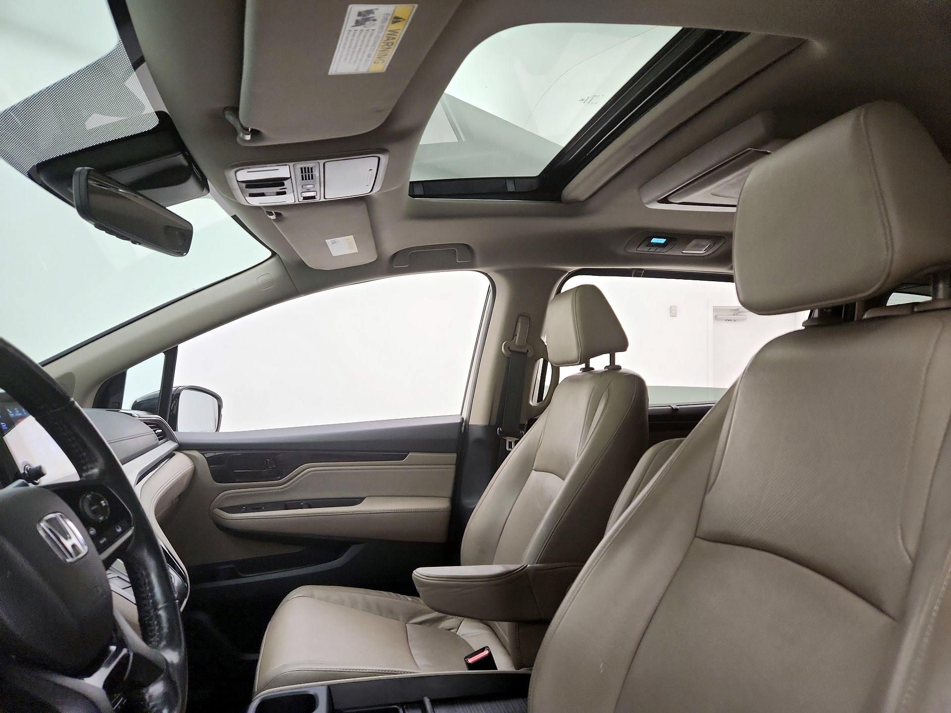 Thumbnail: 2019 Honda Odyssey - 19
