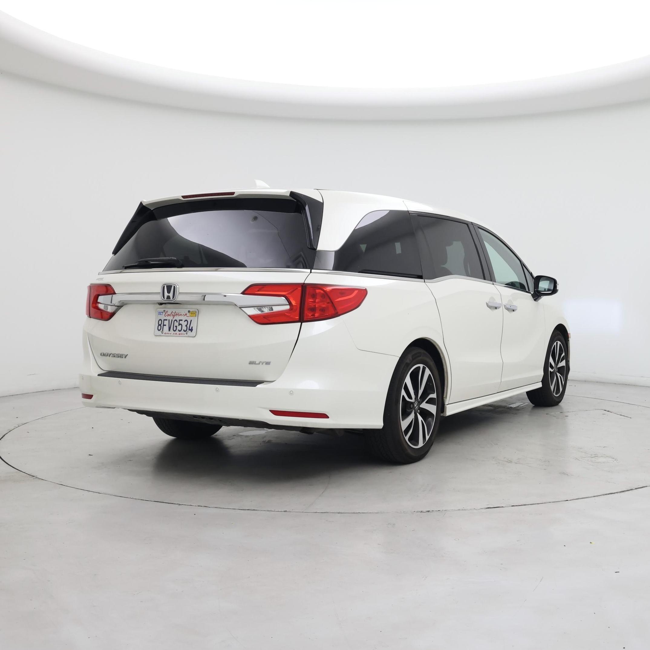 Thumbnail: 2019 Honda Odyssey - 8