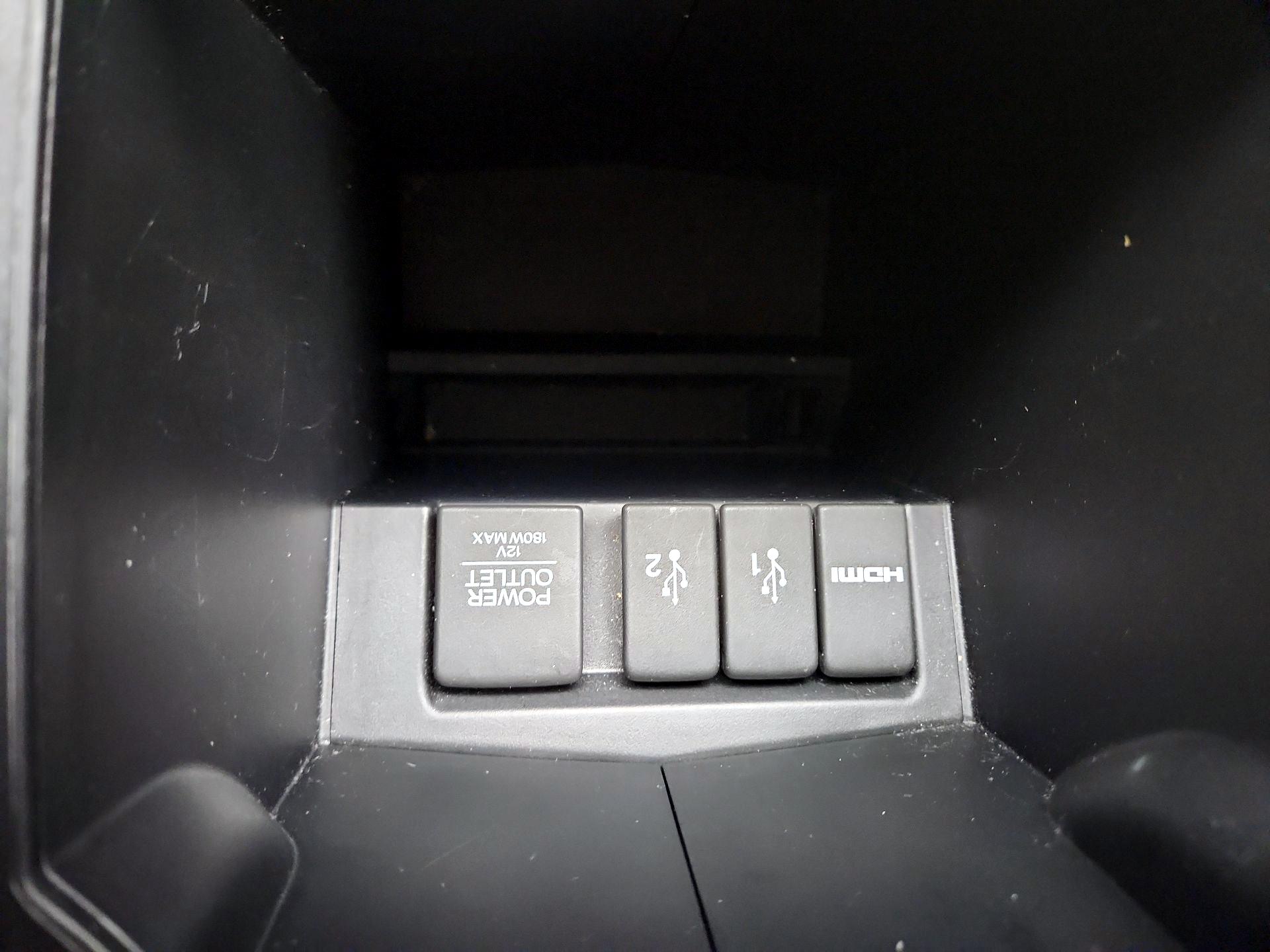 Thumbnail: 2016 Honda CR-V - 18