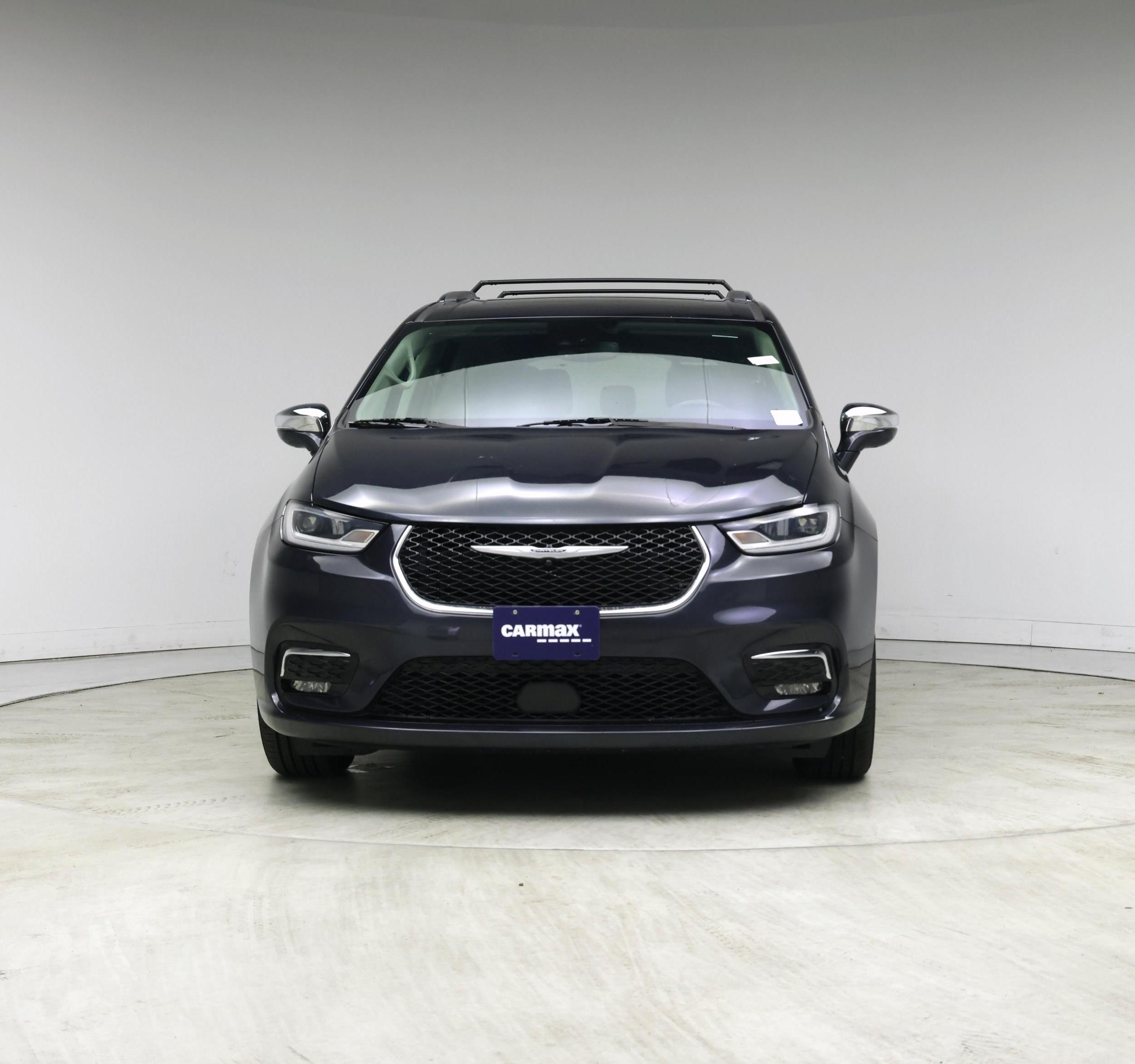 Thumbnail: 2021 Chrysler Pacifica - 5