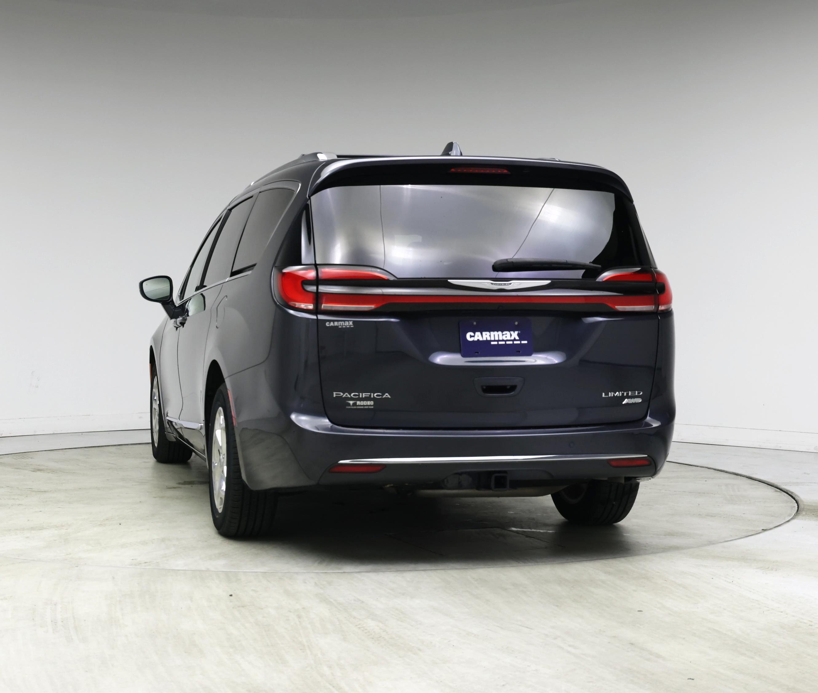 Thumbnail: 2021 Chrysler Pacifica - 6