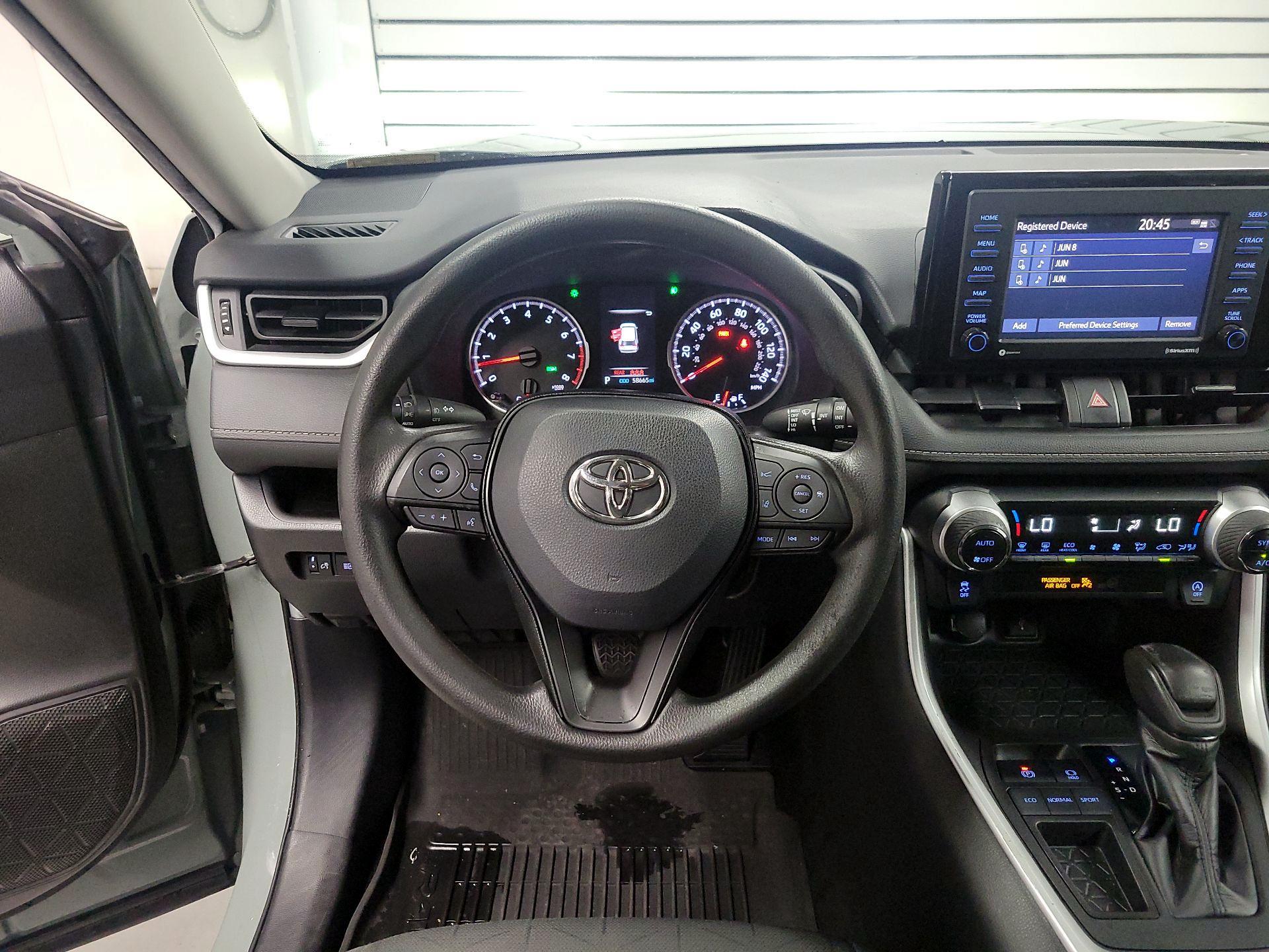 Thumbnail: 2021 Toyota RAV4 - 10
