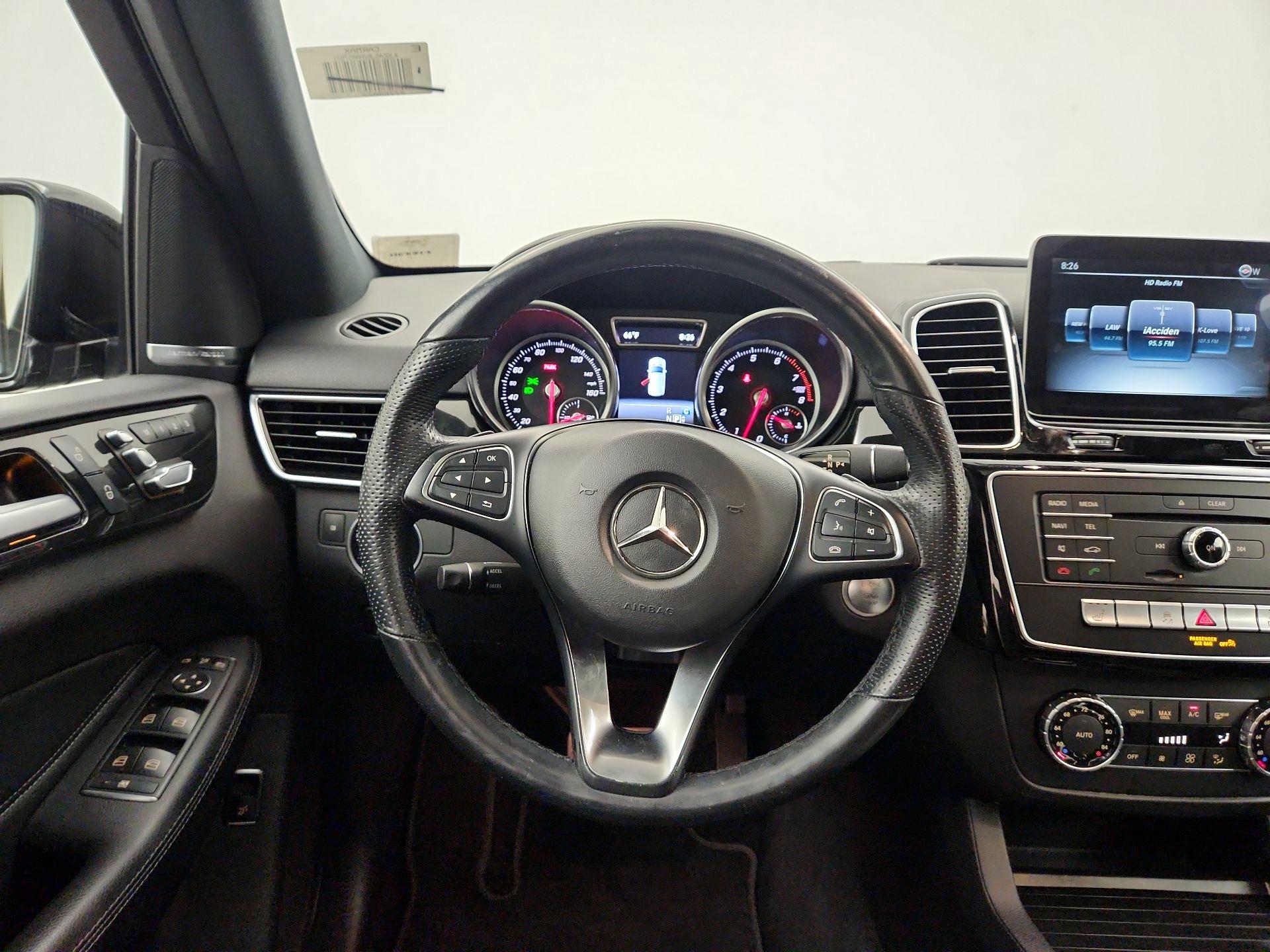Thumbnail: 2017 Mercedes-Benz GLE - 10