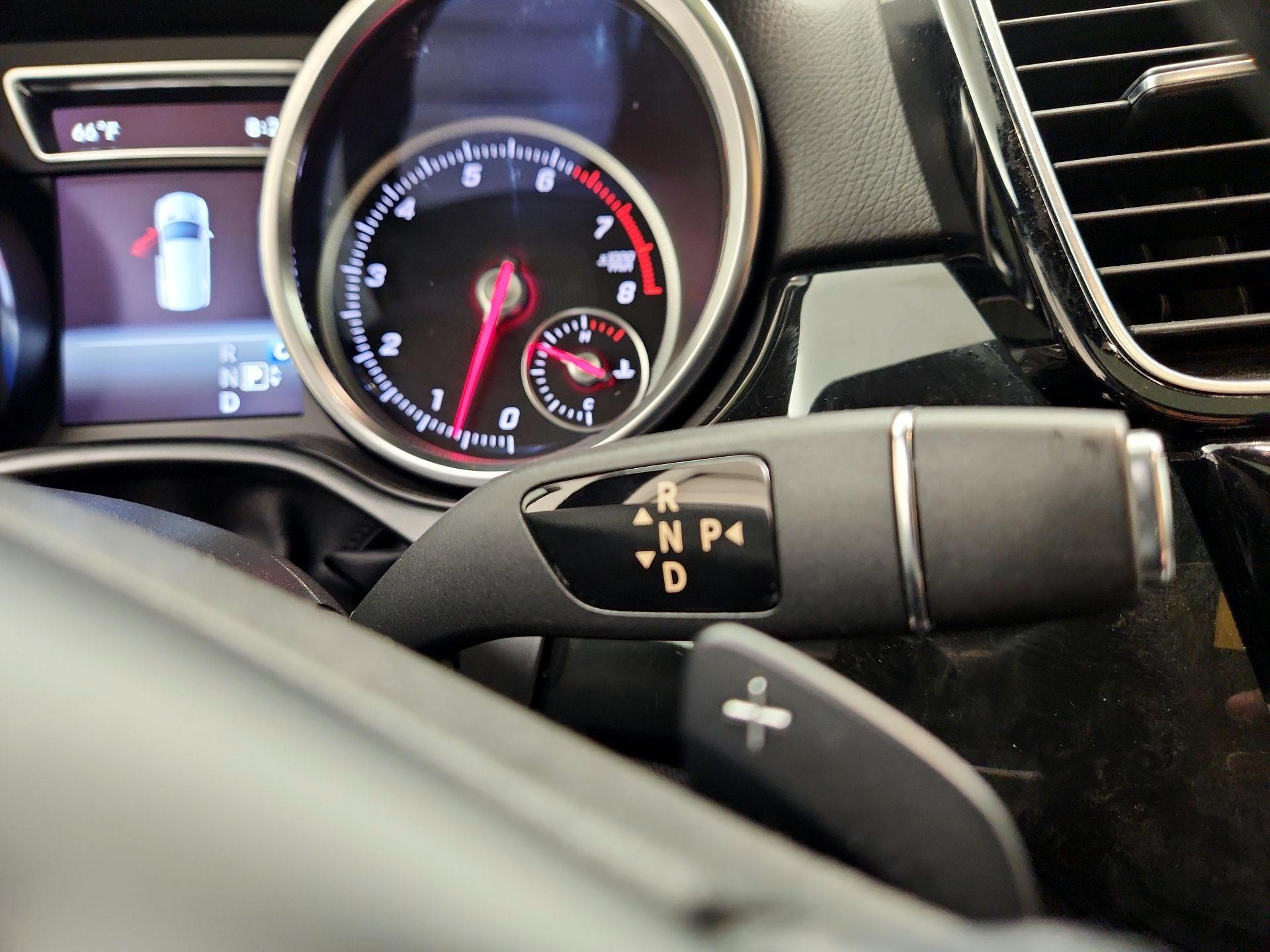 Thumbnail: 2017 Mercedes-Benz GLE - 18
