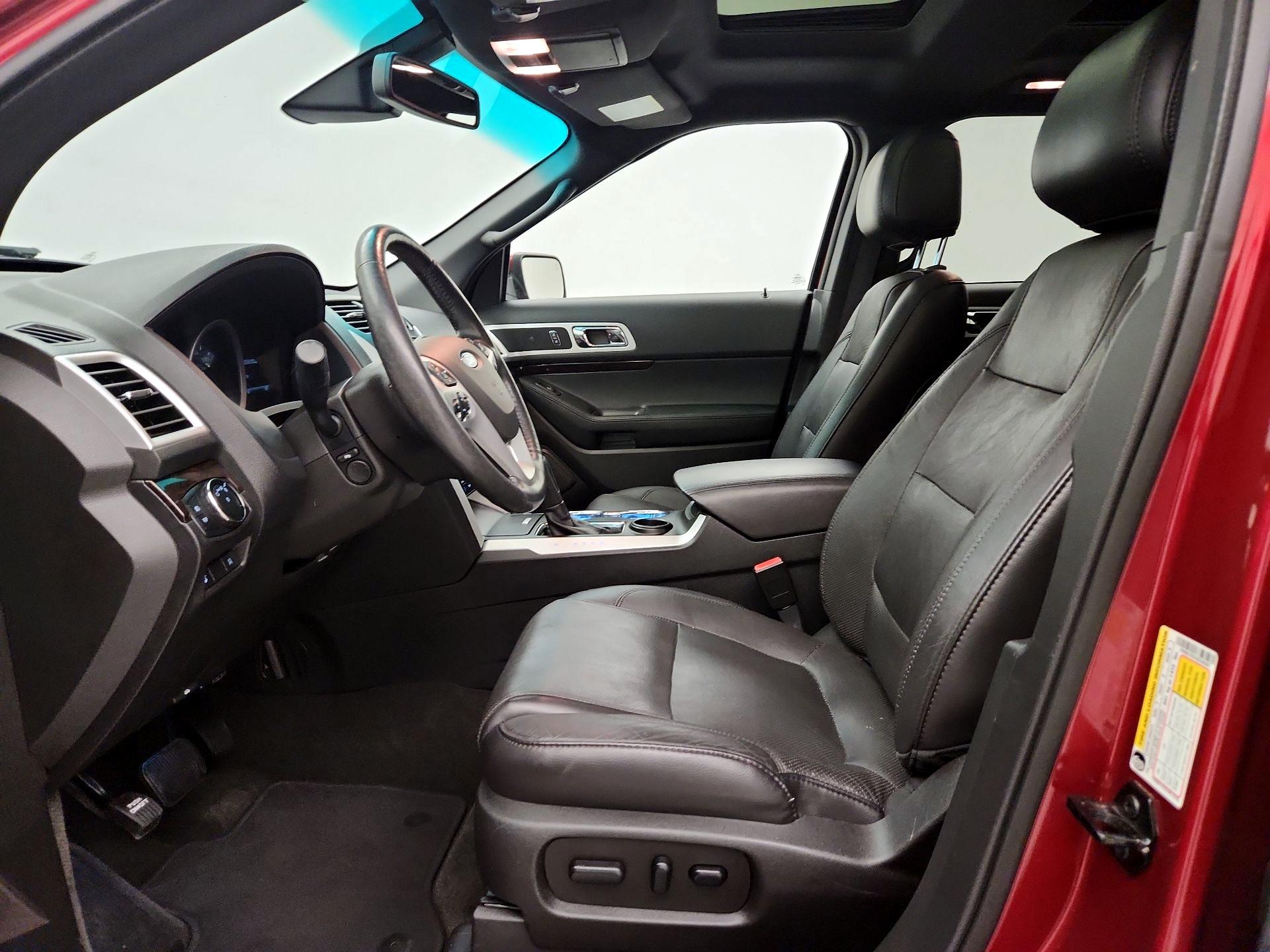 Thumbnail: 2014 Ford Explorer - 11