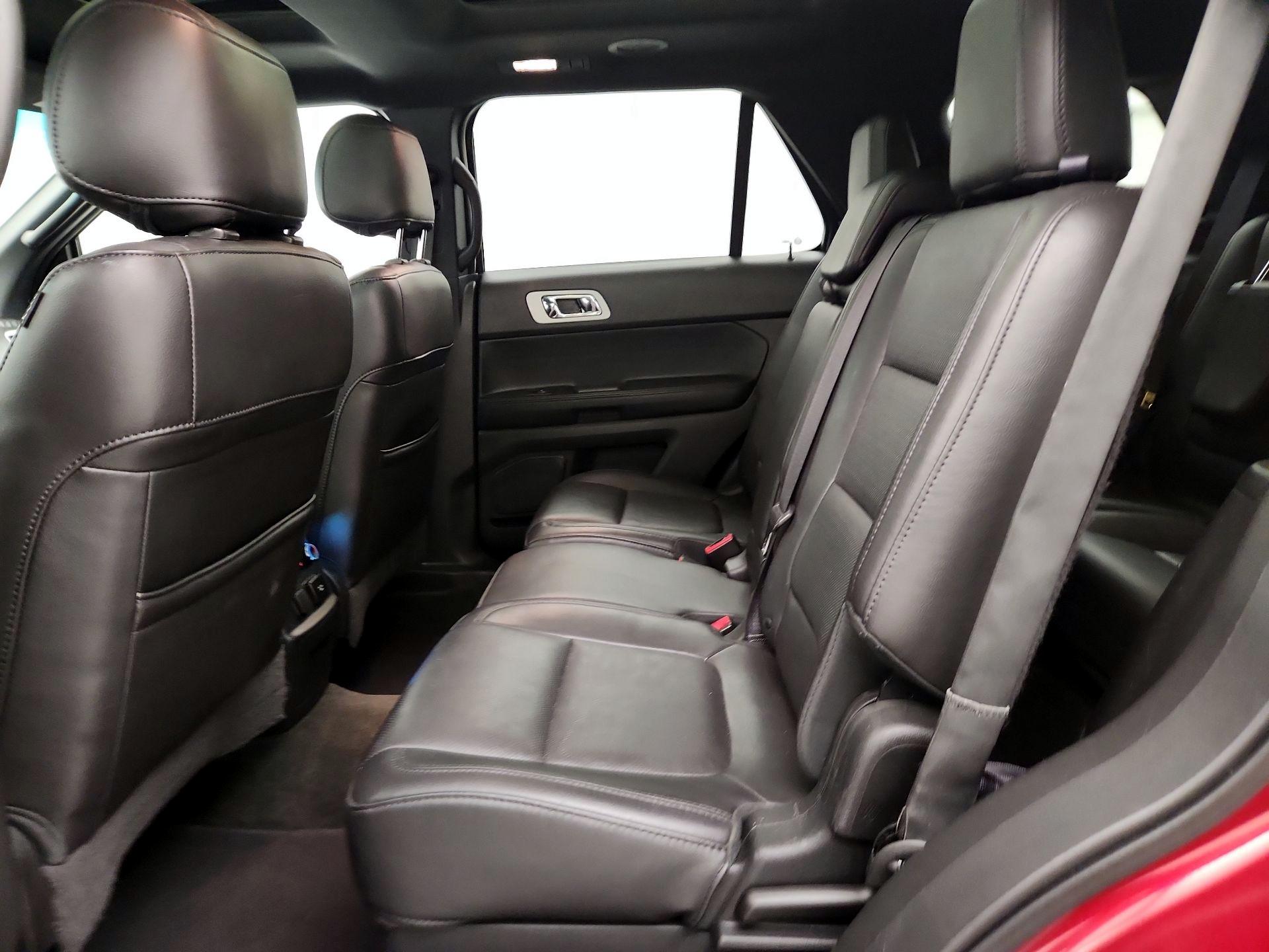 Thumbnail: 2014 Ford Explorer - 20