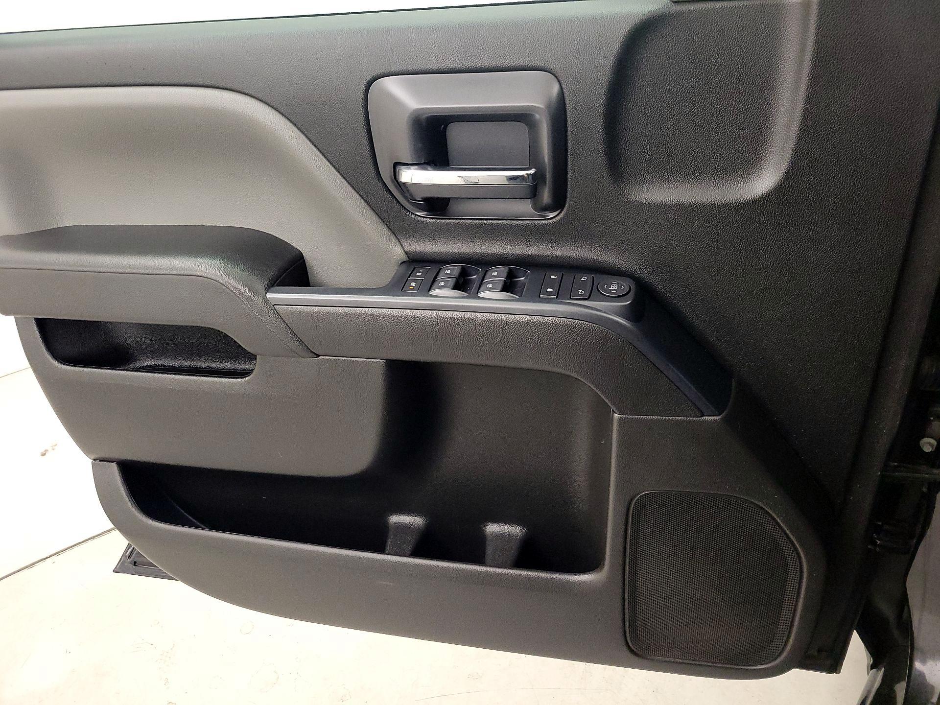 Thumbnail: 2019 Chevrolet Silverado 1500 - 12