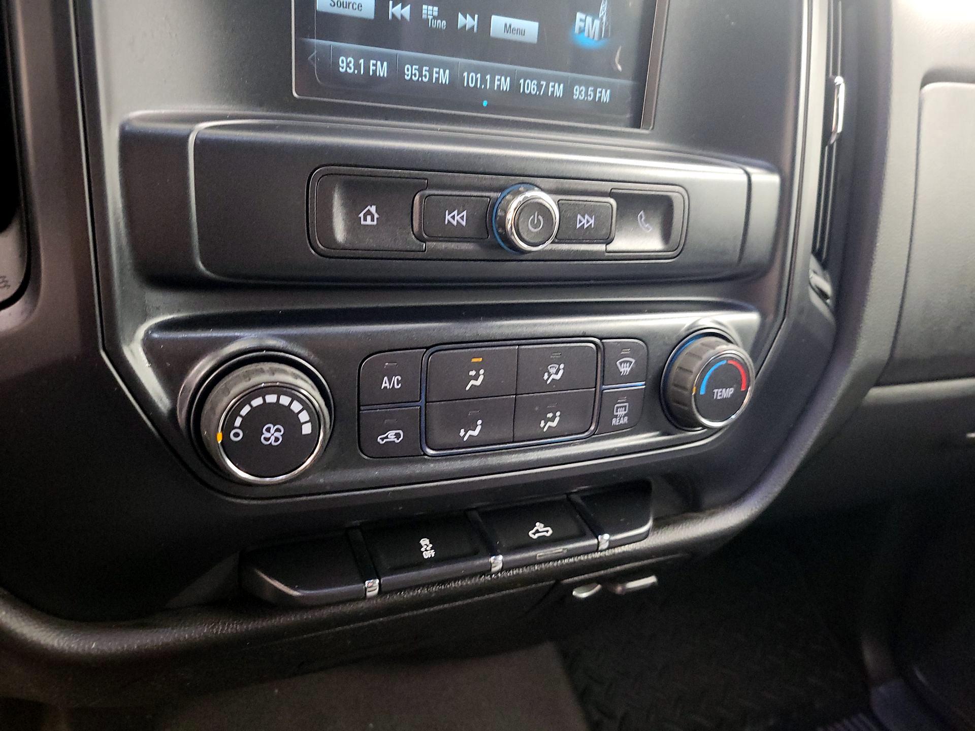 Thumbnail: 2019 Chevrolet Silverado 1500 - 16