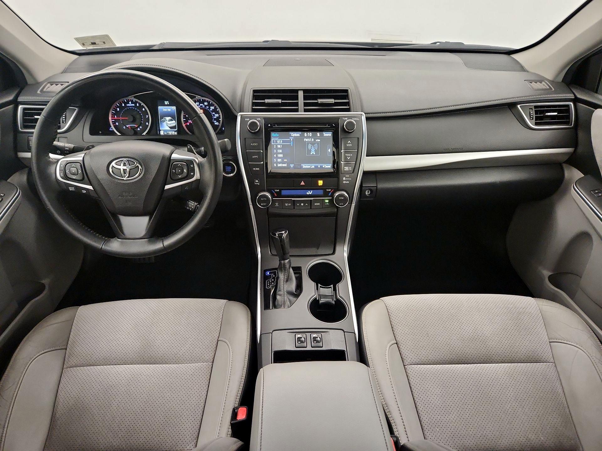Thumbnail: 2015 Toyota Camry - 9