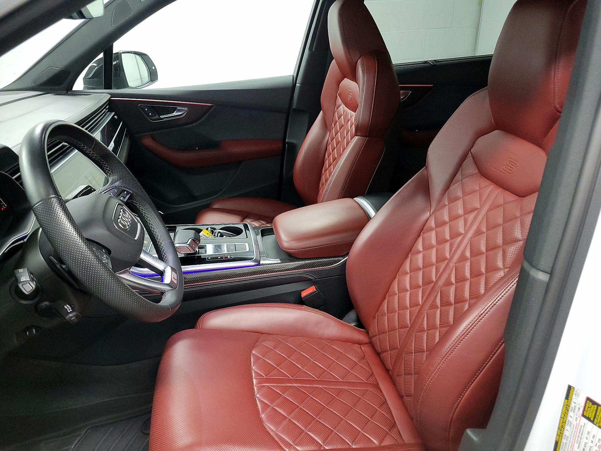 Thumbnail: 2021 Audi SQ7 - 11