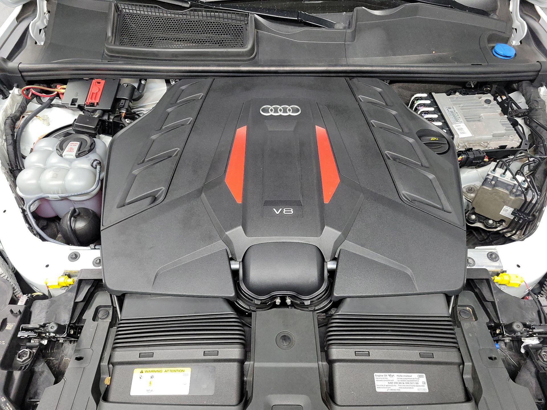 Thumbnail: 2021 Audi SQ7 - 18