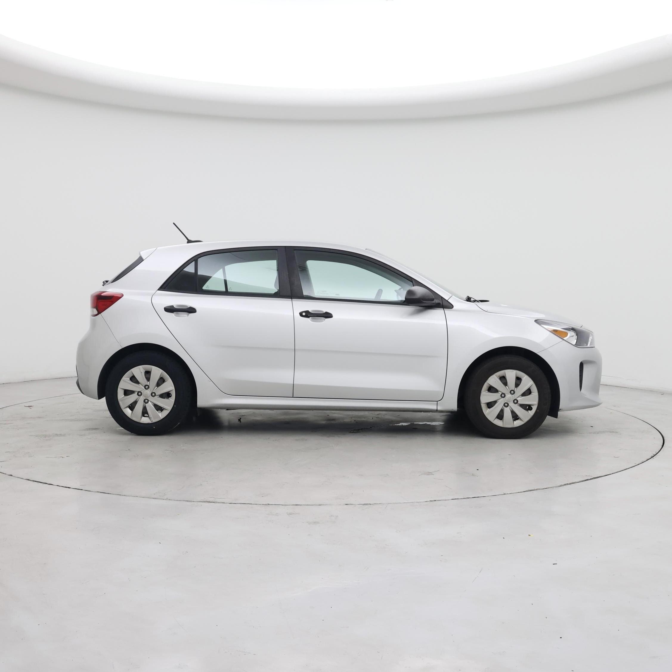 Thumbnail: 2018 Kia Rio5 - 7