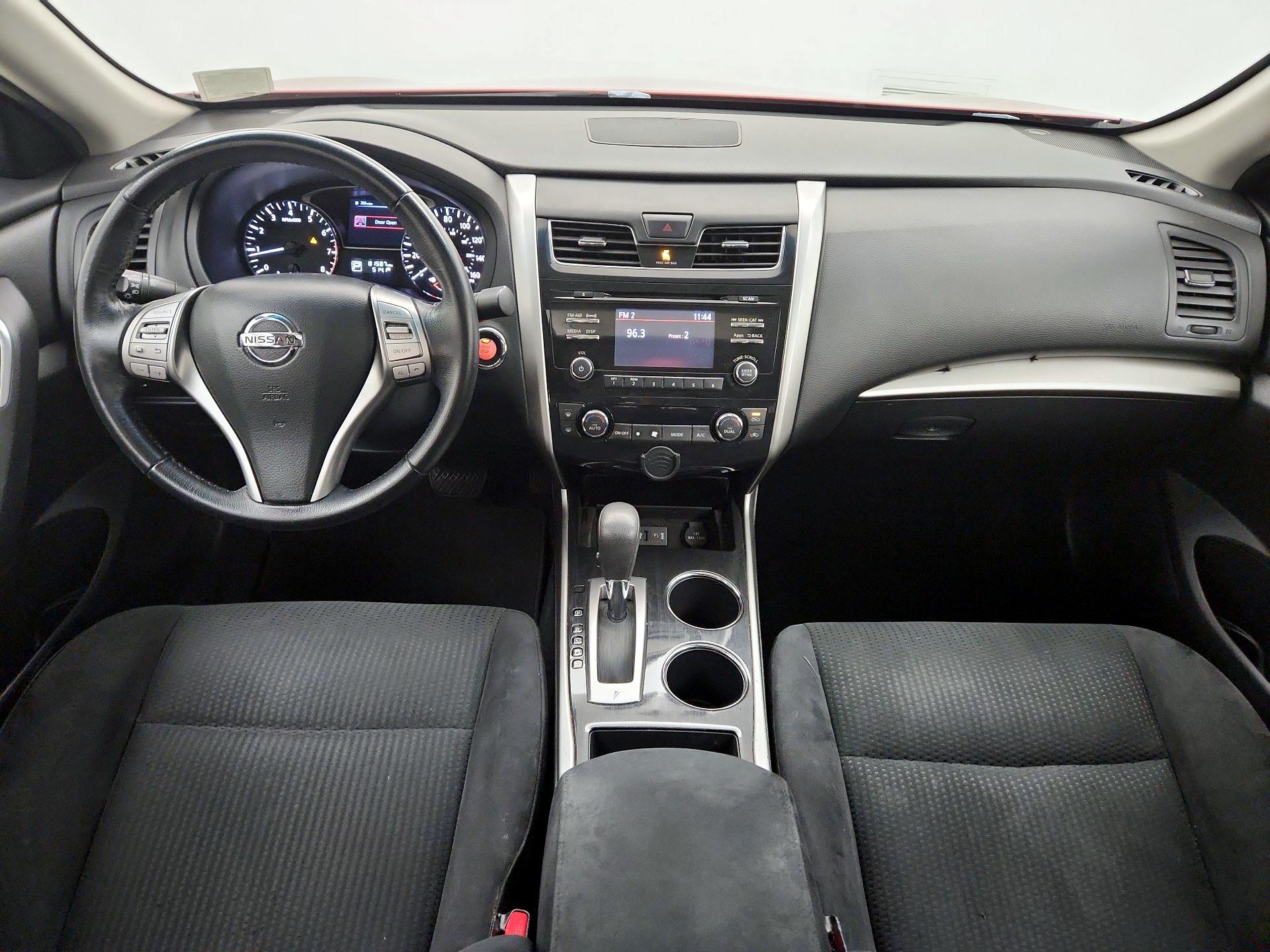 Thumbnail: 2014 Nissan Altima - 9