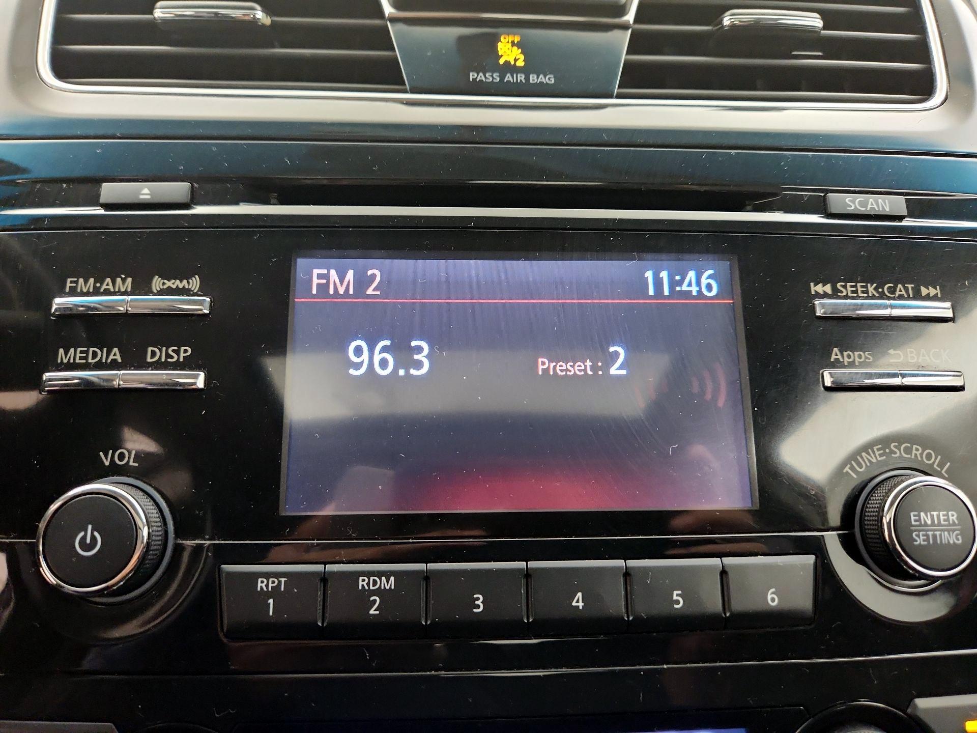 Thumbnail: 2014 Nissan Altima - 15