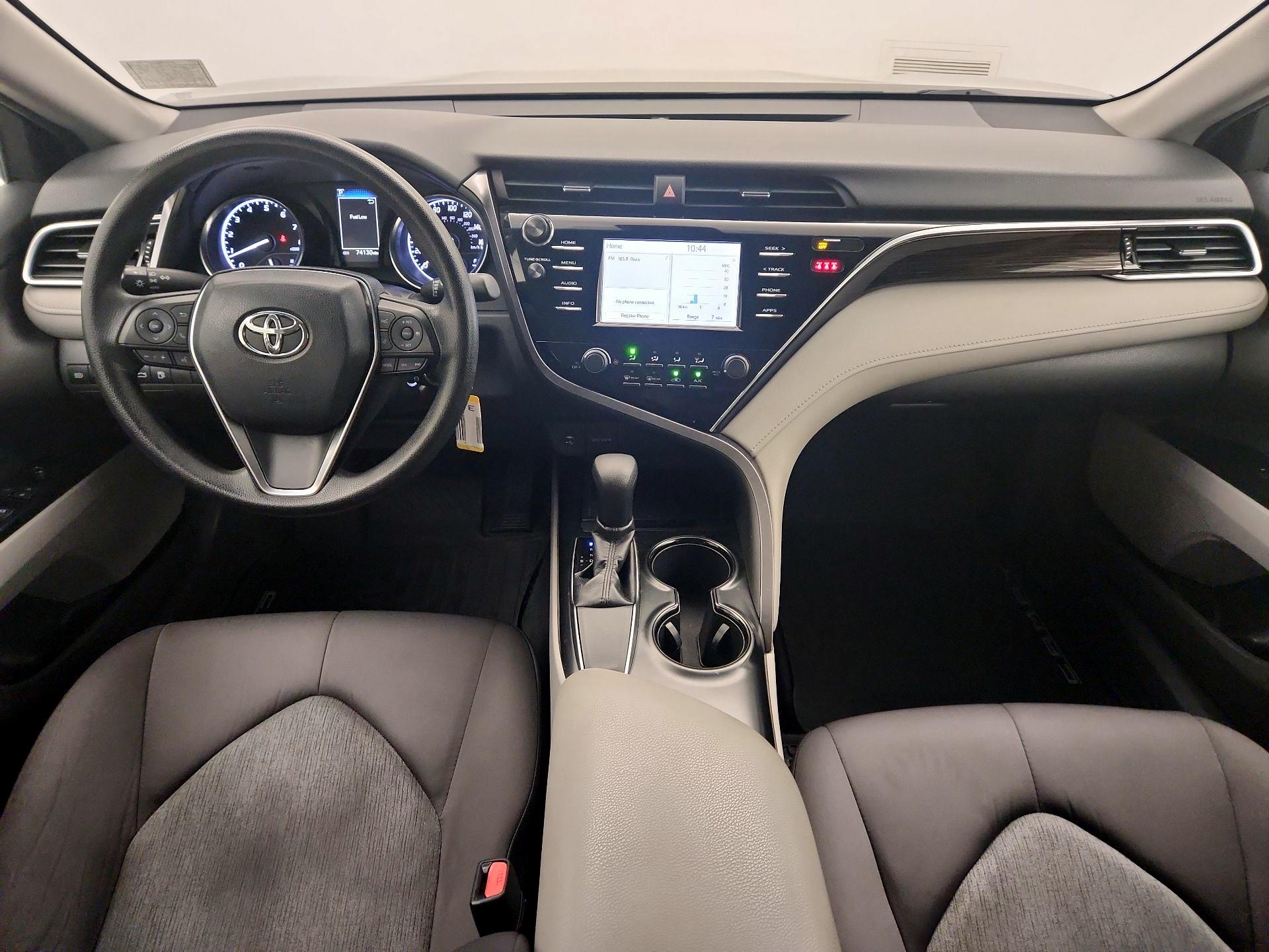 Thumbnail: 2018 Toyota Camry - 9