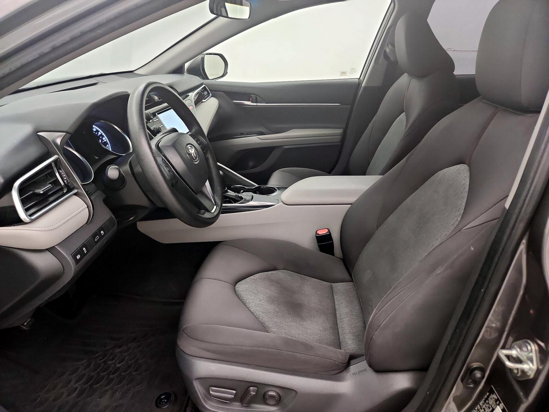 Thumbnail: 2018 Toyota Camry - 11