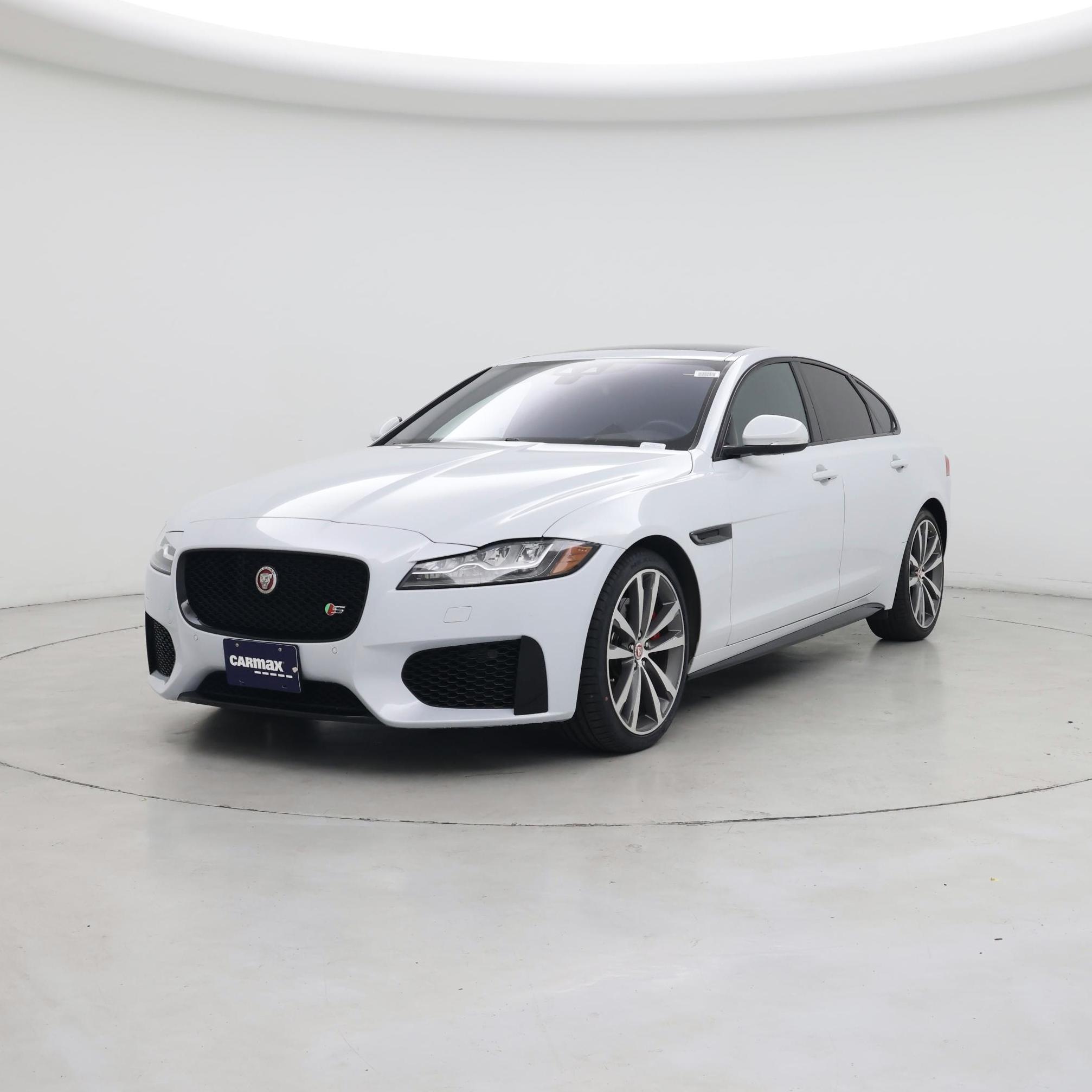 Thumbnail: 2016 Jaguar XF - 4